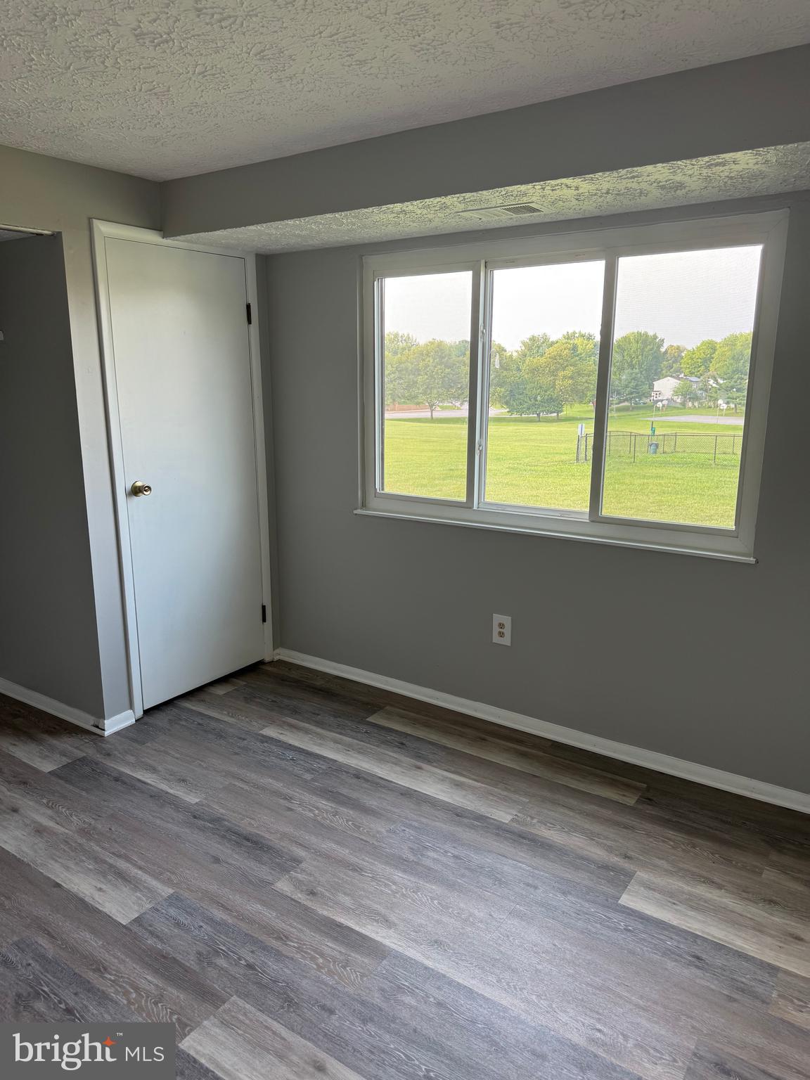 AMBERTOWNE - Residential Lease