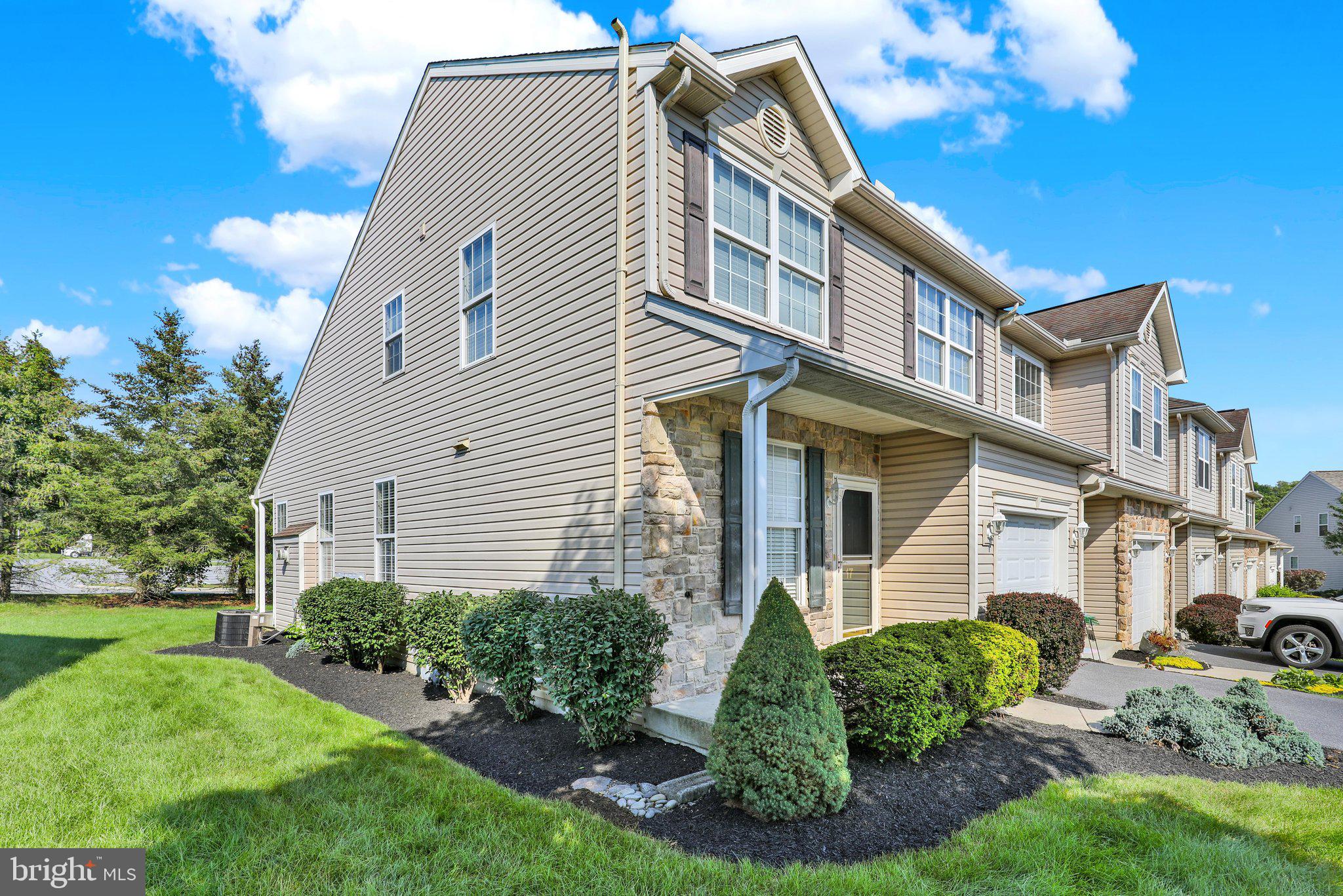 TOWNS KAERCHER CREEK - Residential