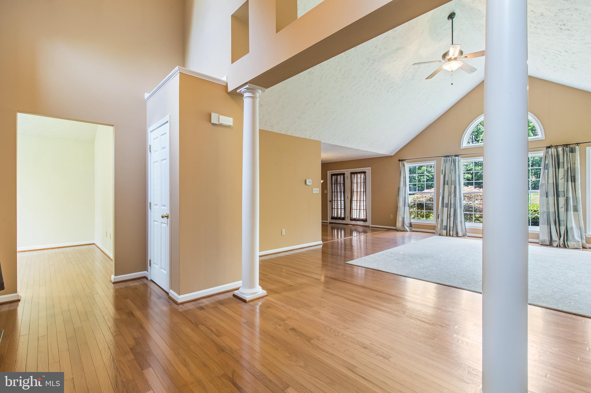 OAKLEIGH MANOR ESTATES - Residential