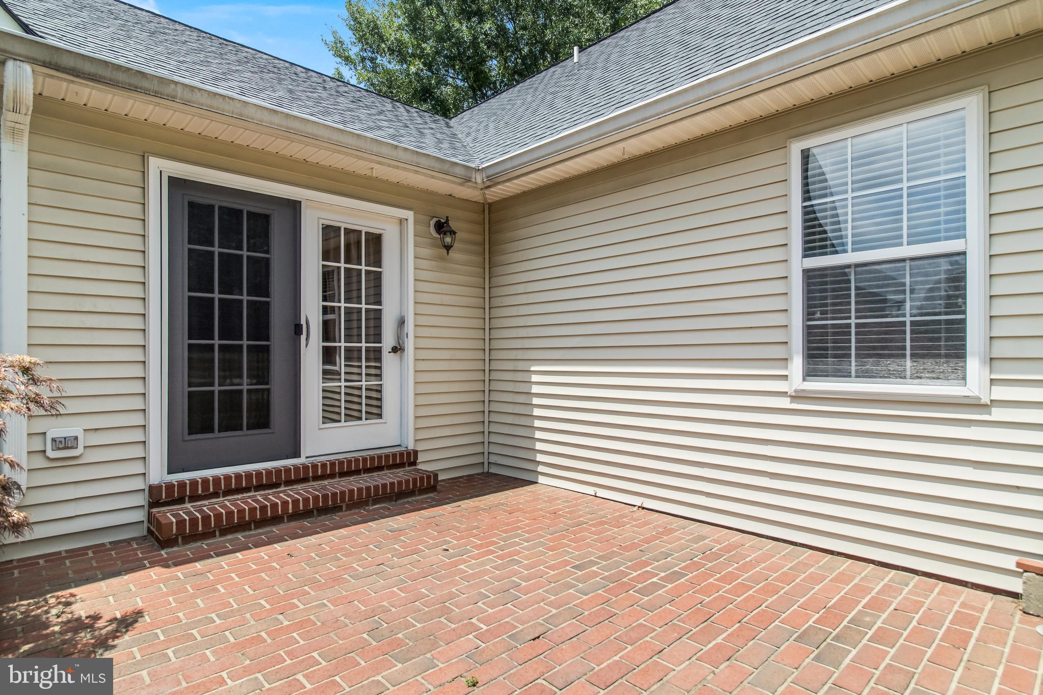 OAKLEIGH MANOR ESTATES - Residential