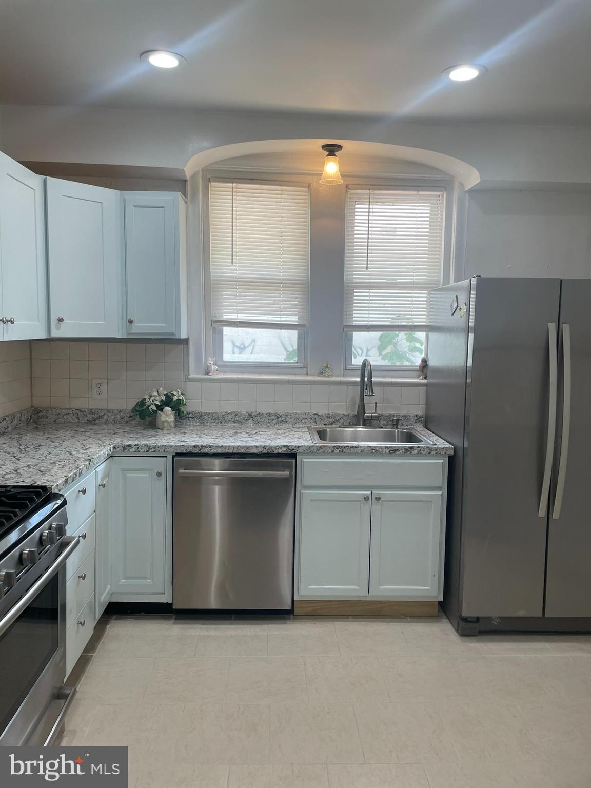 LOGAN - Residential