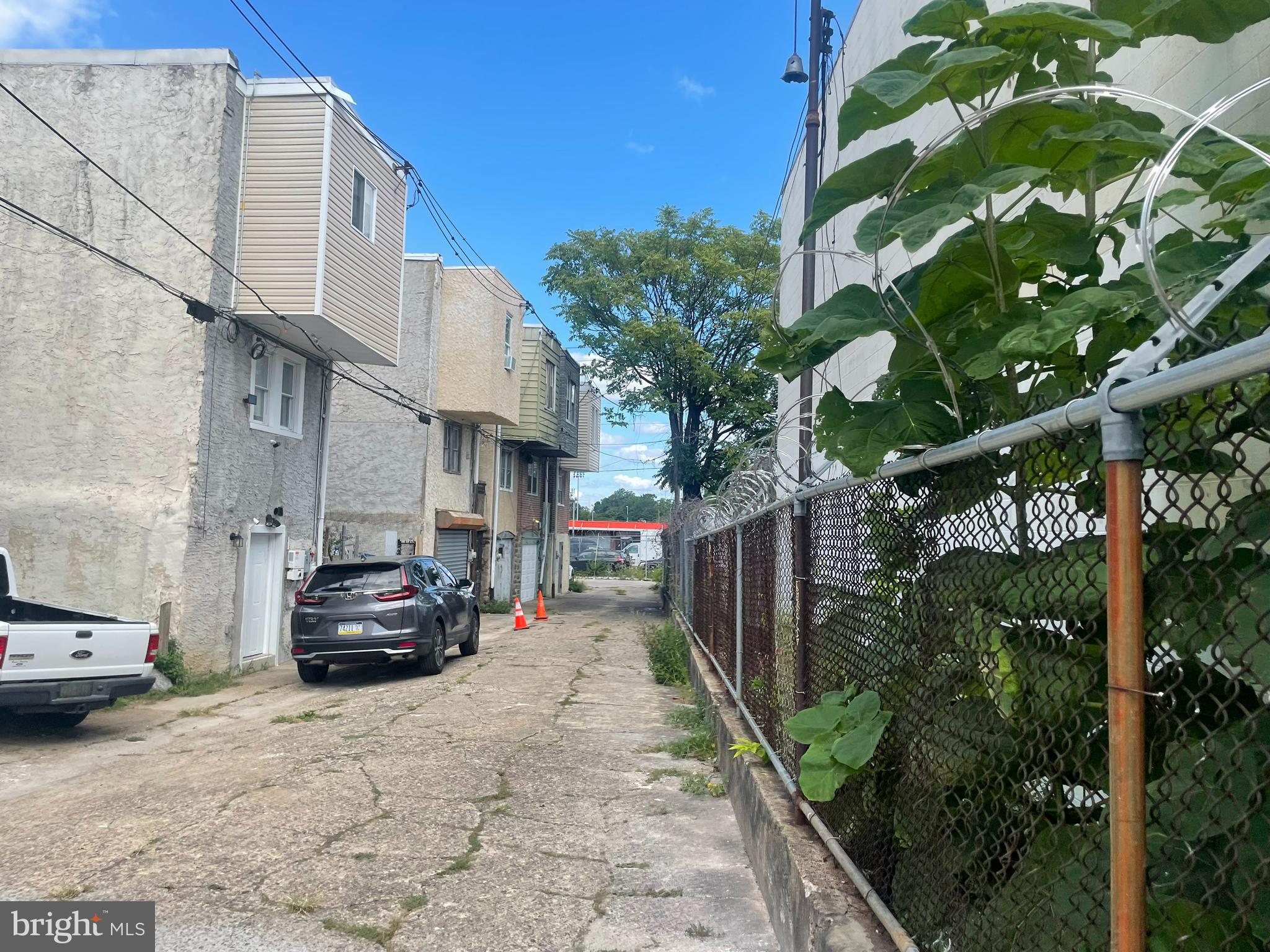 LOGAN - Residential
