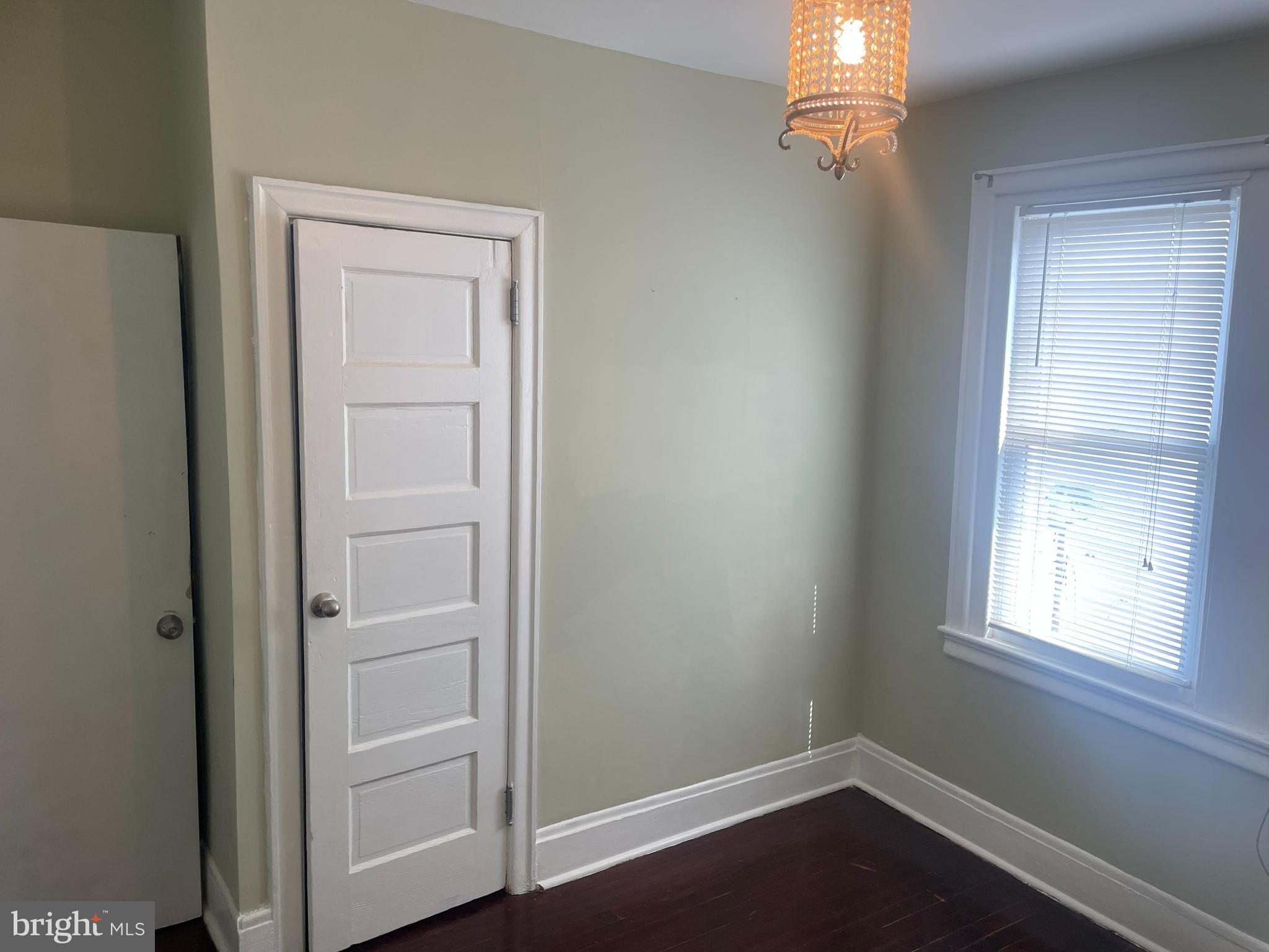 LOGAN - Residential