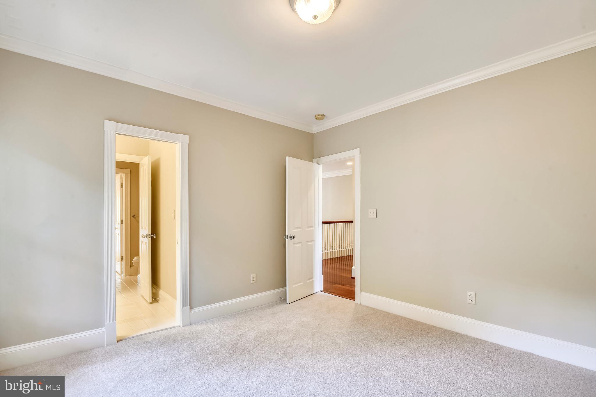 WOODMONT - Residential