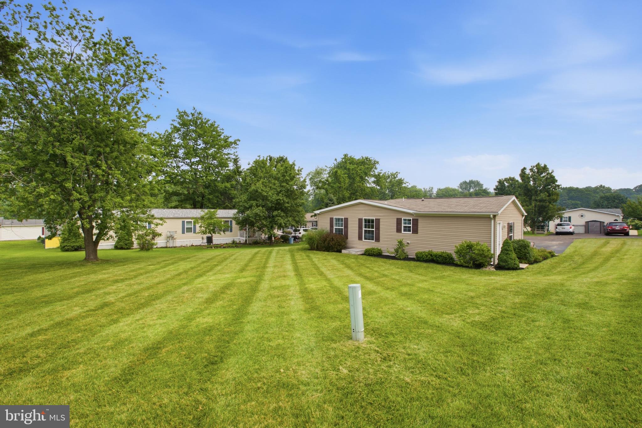 QUIET ACRES - Residential