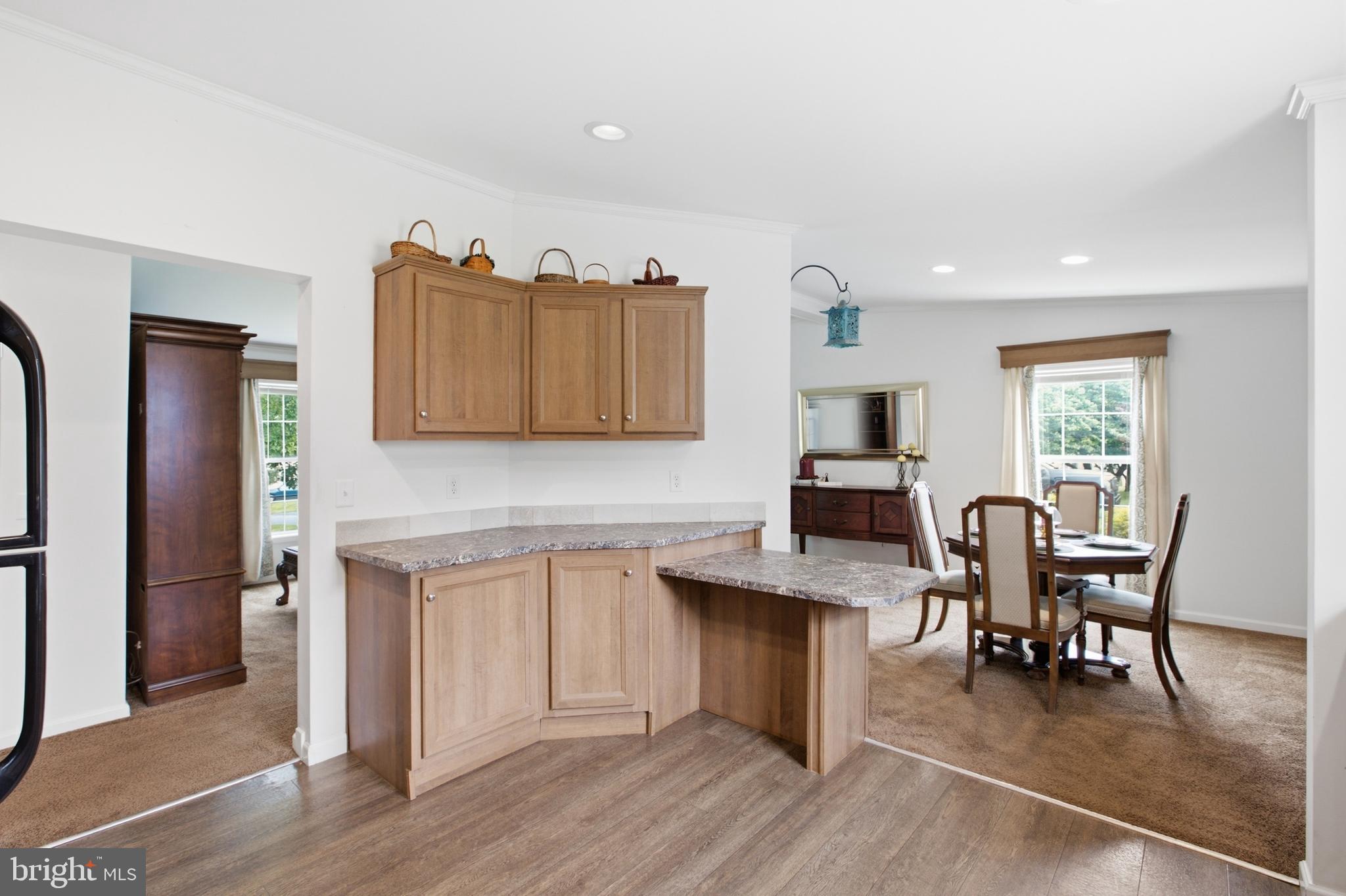 QUIET ACRES - Residential