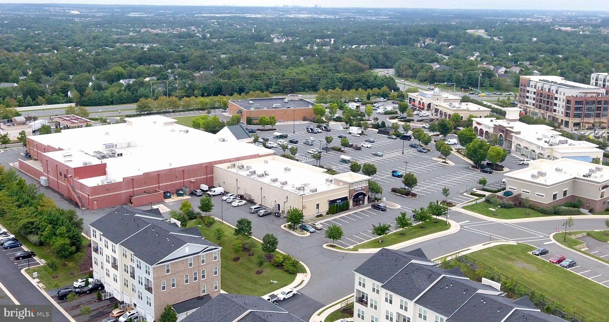 GOOSE CREEK VILLAGE NORTH - Residential Lease