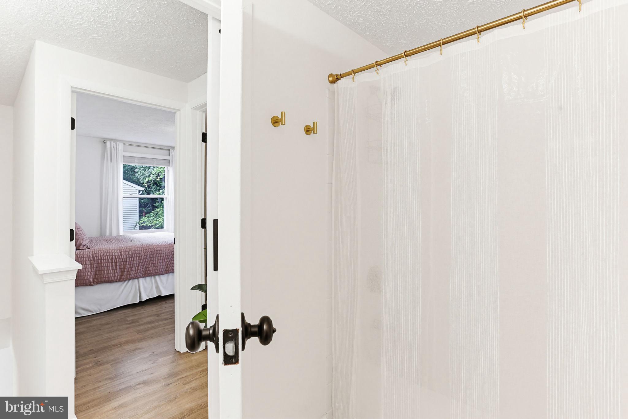 MCKINSEY WOODS - Residential