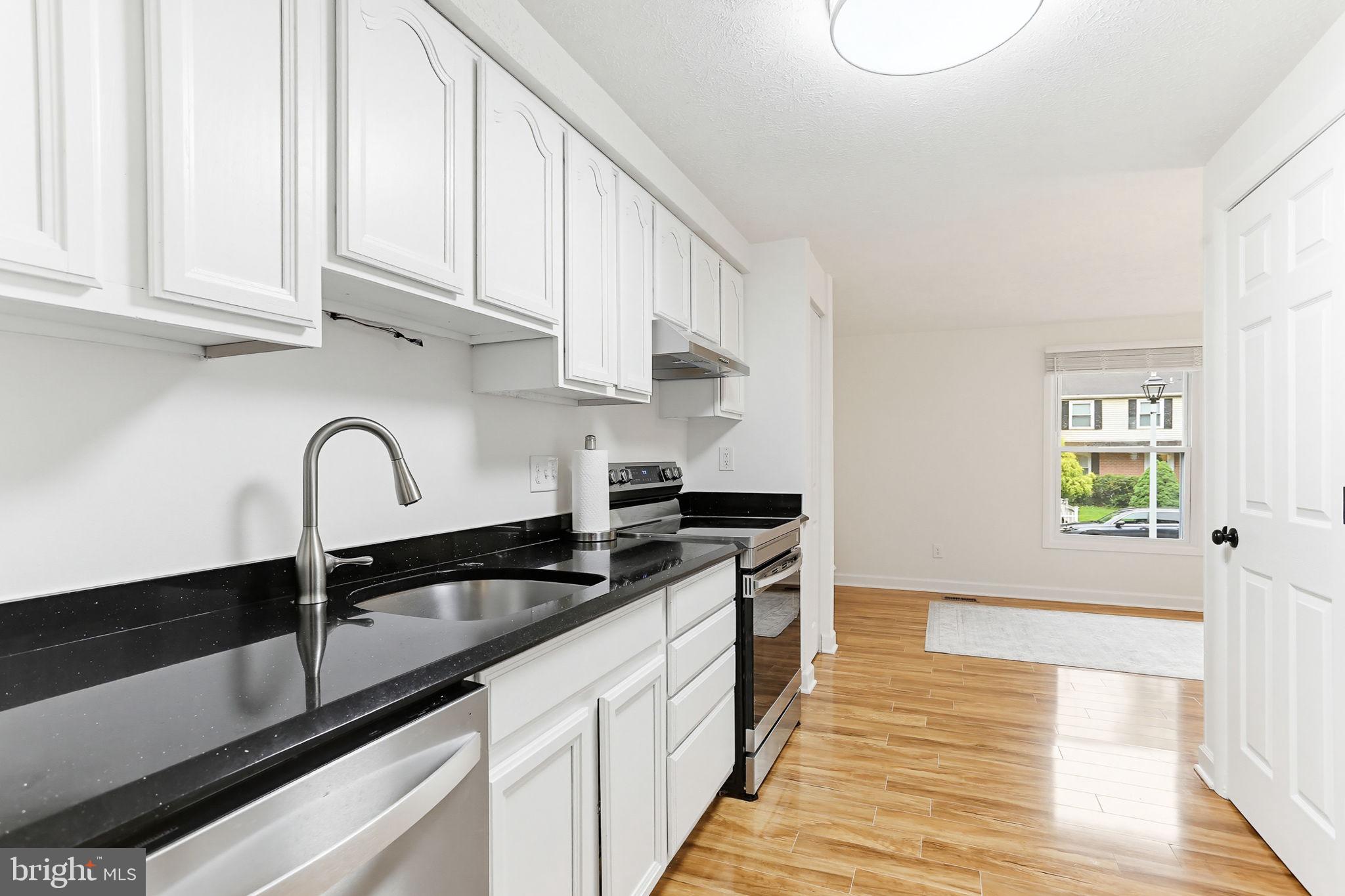 MCKINSEY WOODS - Residential