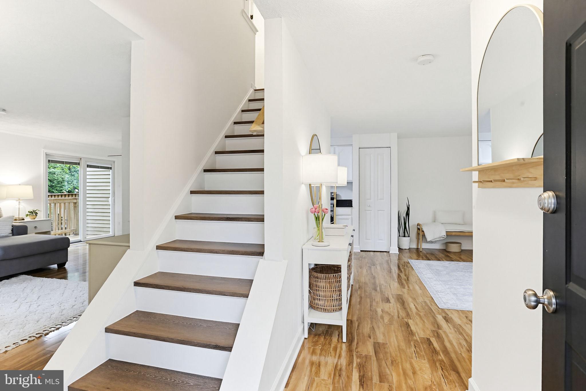 MCKINSEY WOODS - Residential