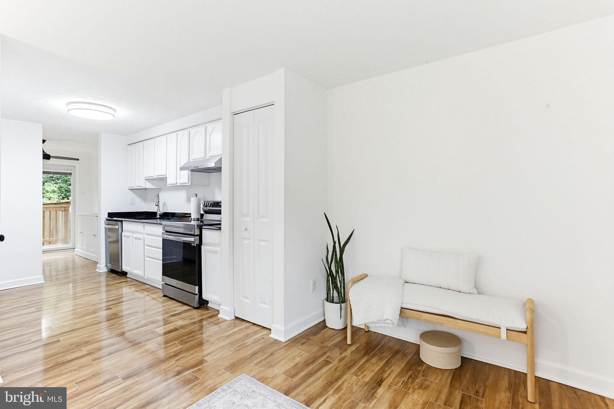 MCKINSEY WOODS - Residential