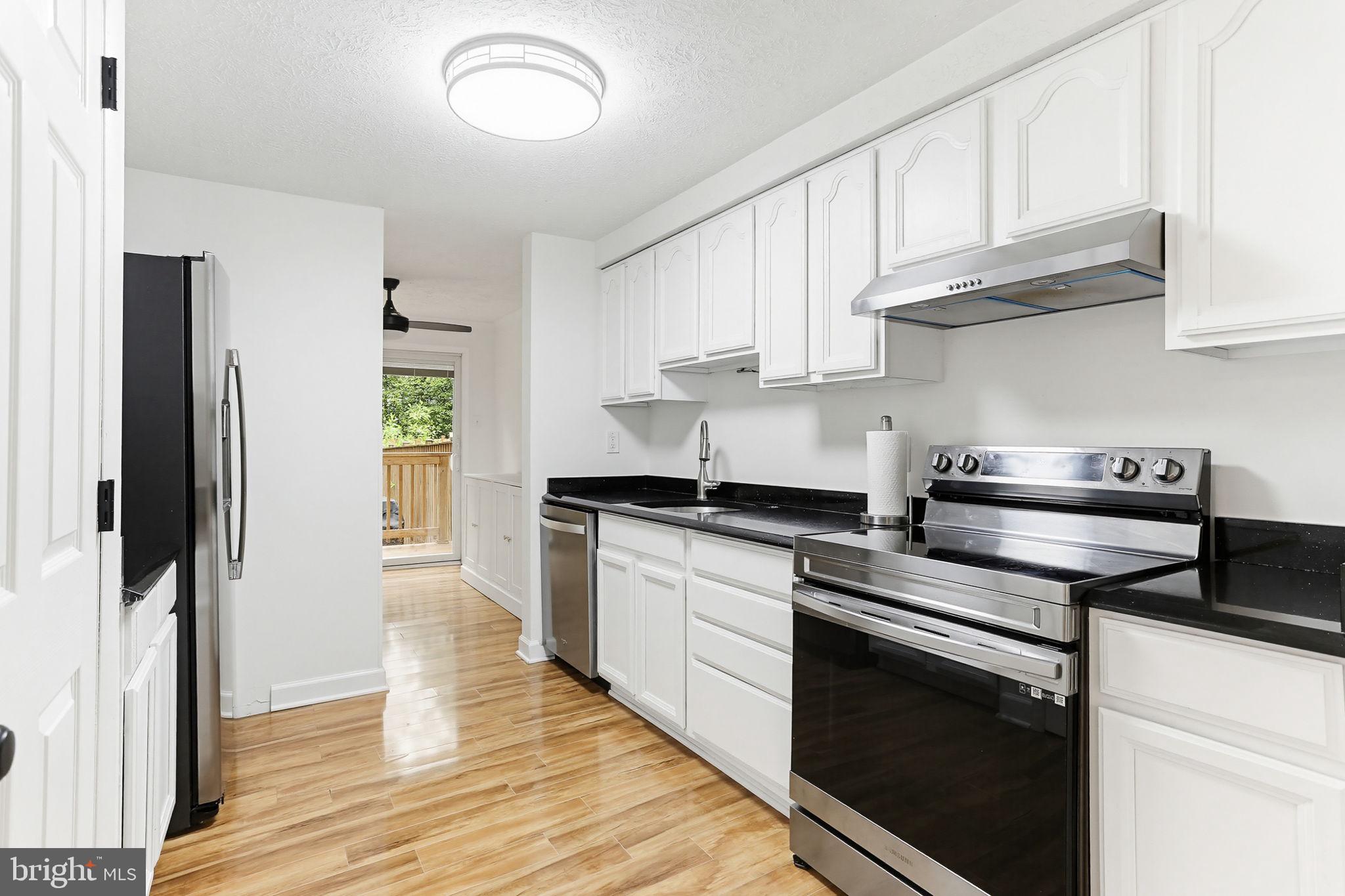 MCKINSEY WOODS - Residential