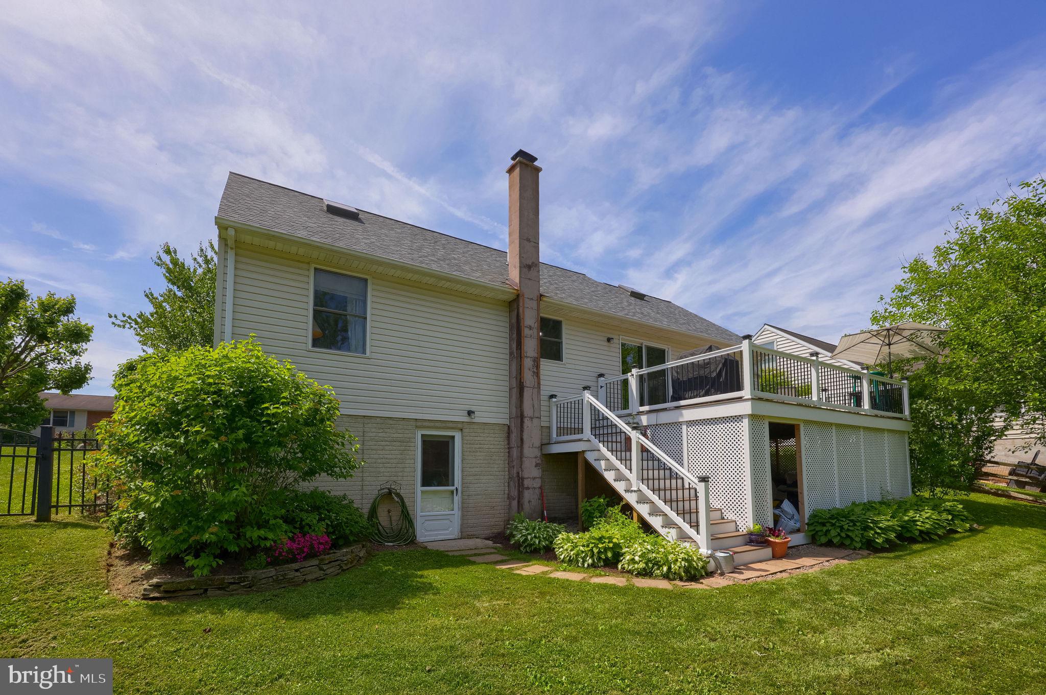 HOMESTEAD VILLAGE - Residential