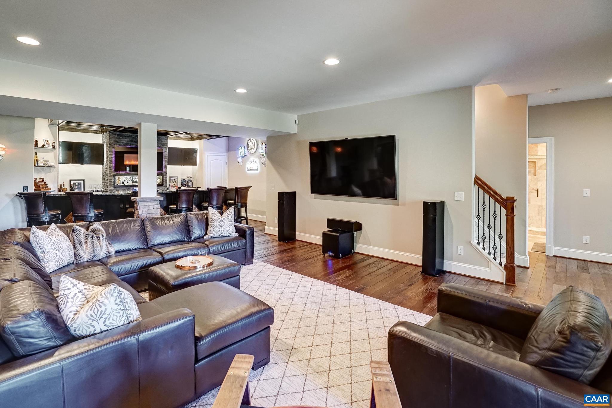 FOXCHASE - Residential