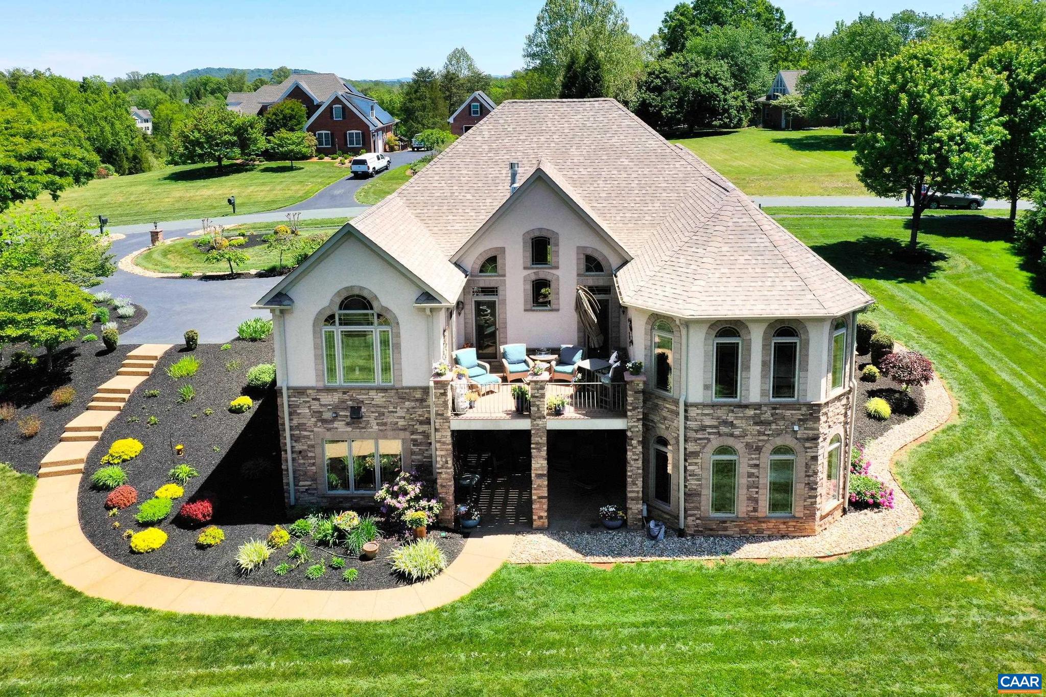 FOXCHASE - Residential