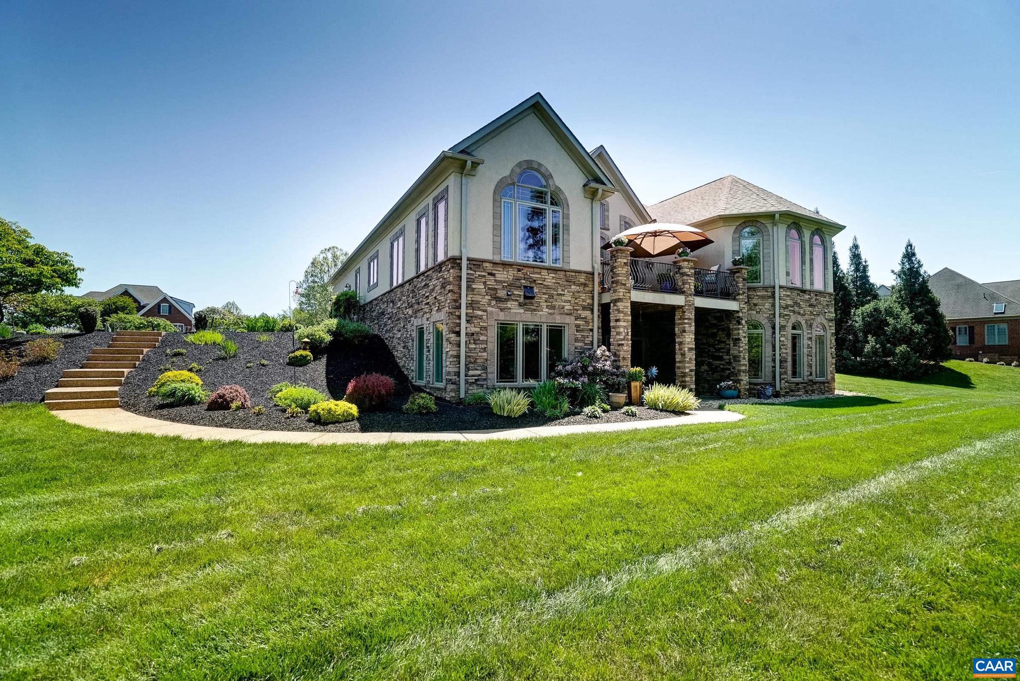FOXCHASE - Residential
