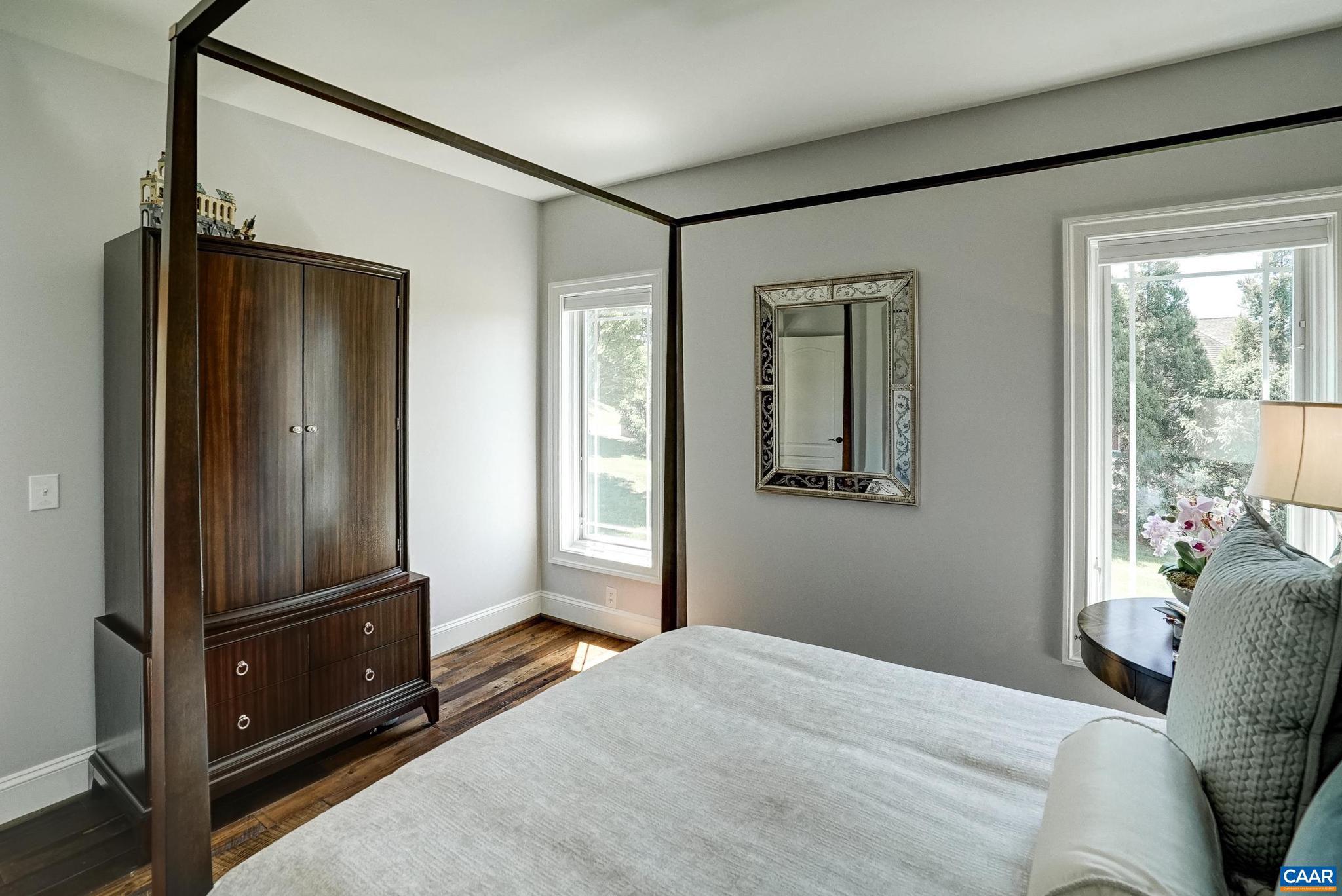 FOXCHASE - Residential