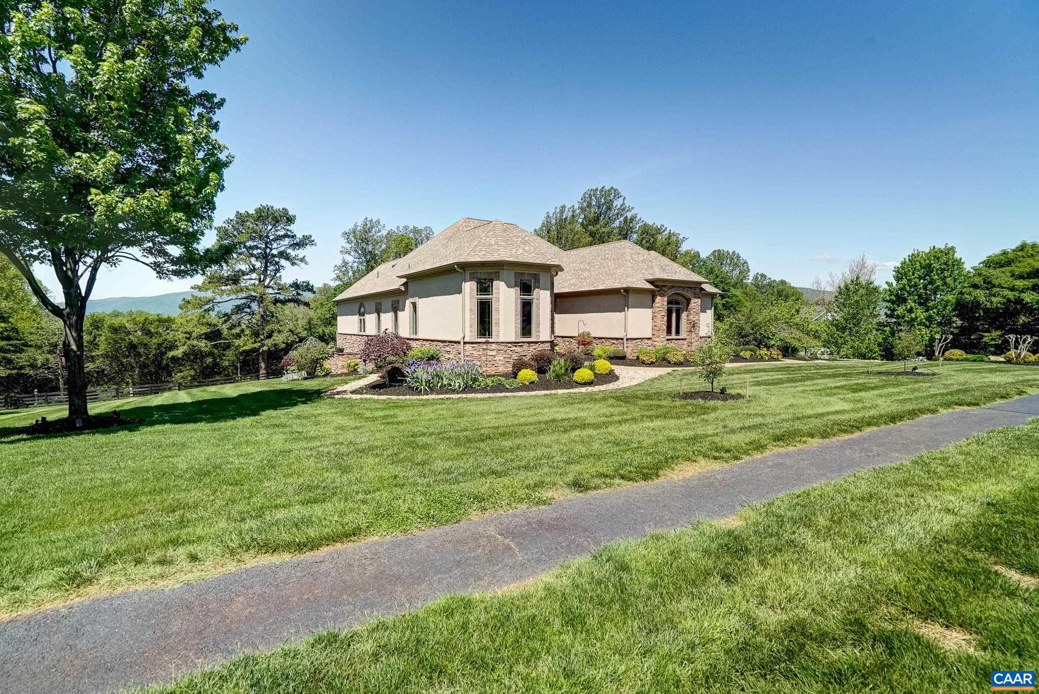 FOXCHASE - Residential