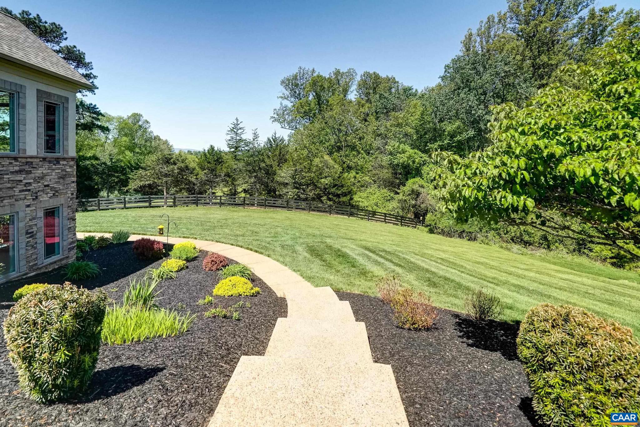 FOXCHASE - Residential