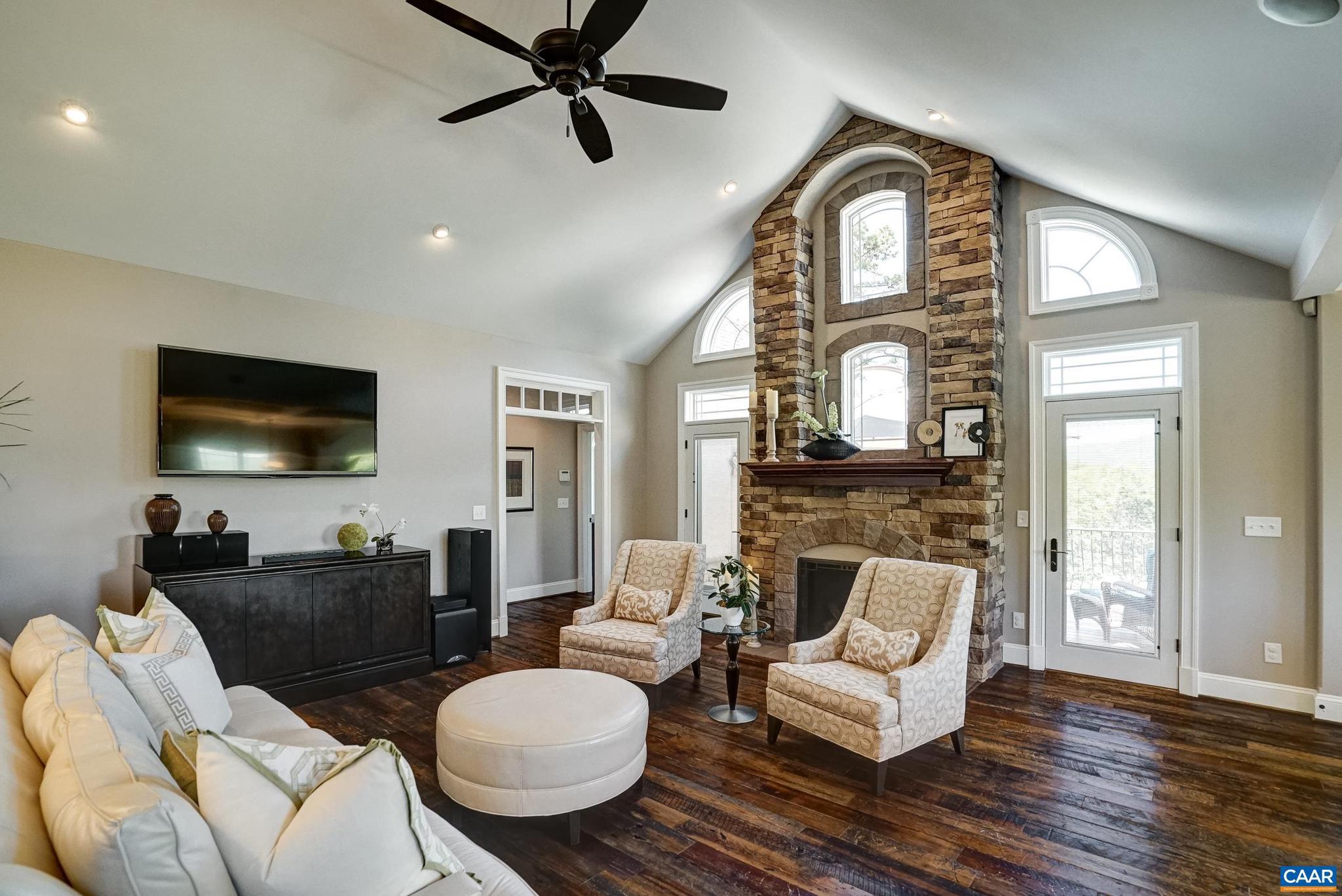 FOXCHASE - Residential