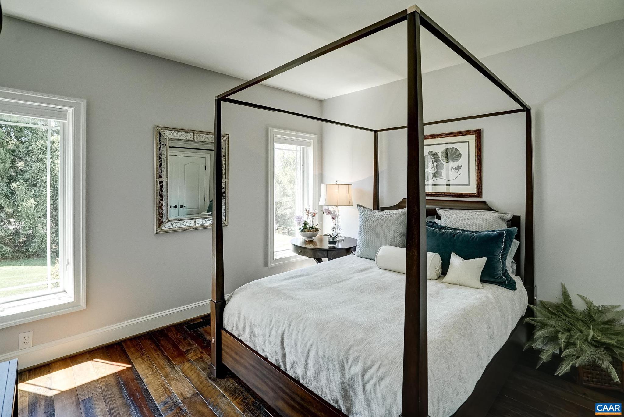 FOXCHASE - Residential