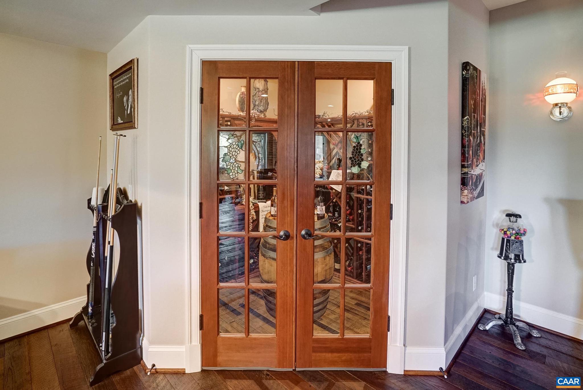 FOXCHASE - Residential