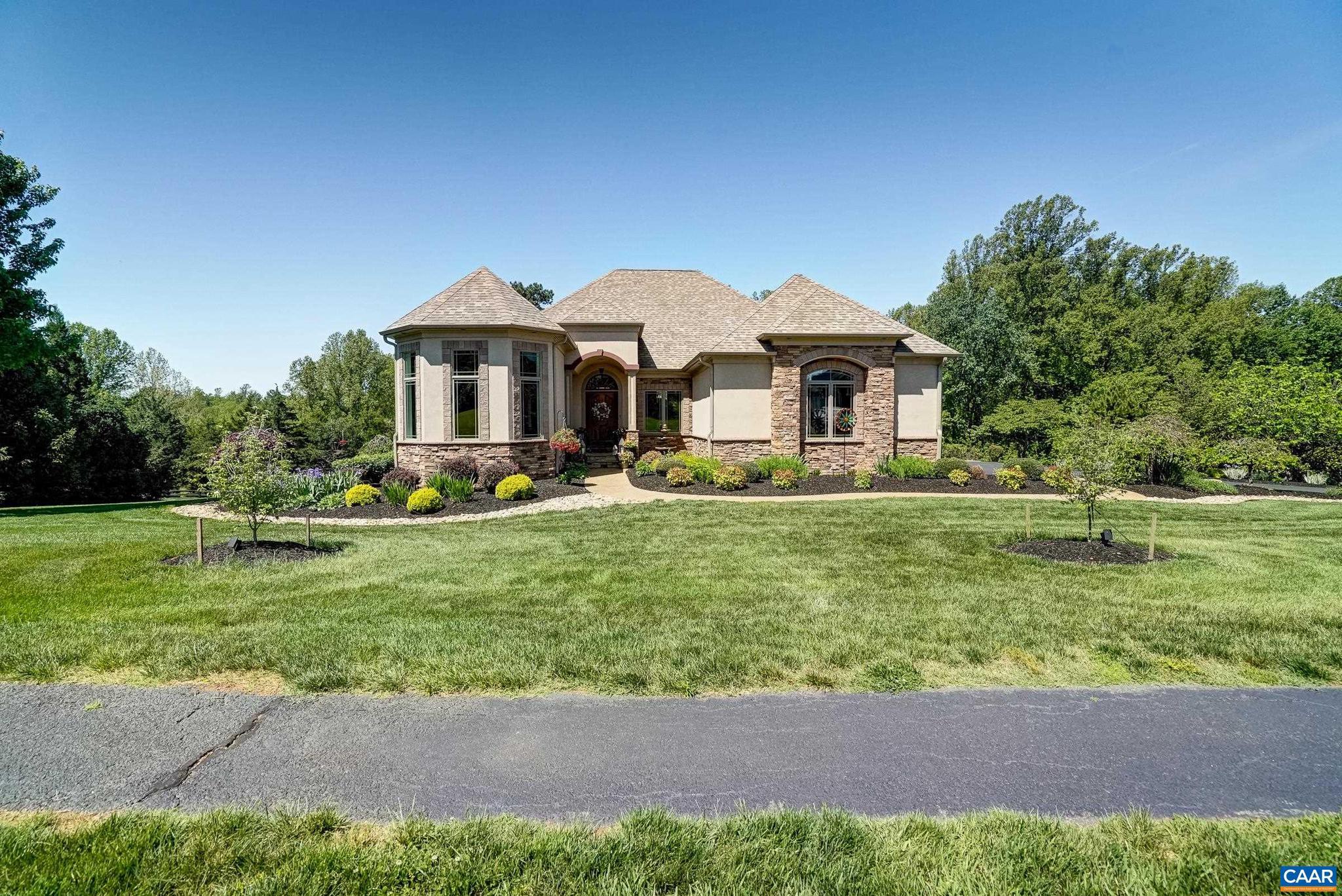 FOXCHASE - Residential