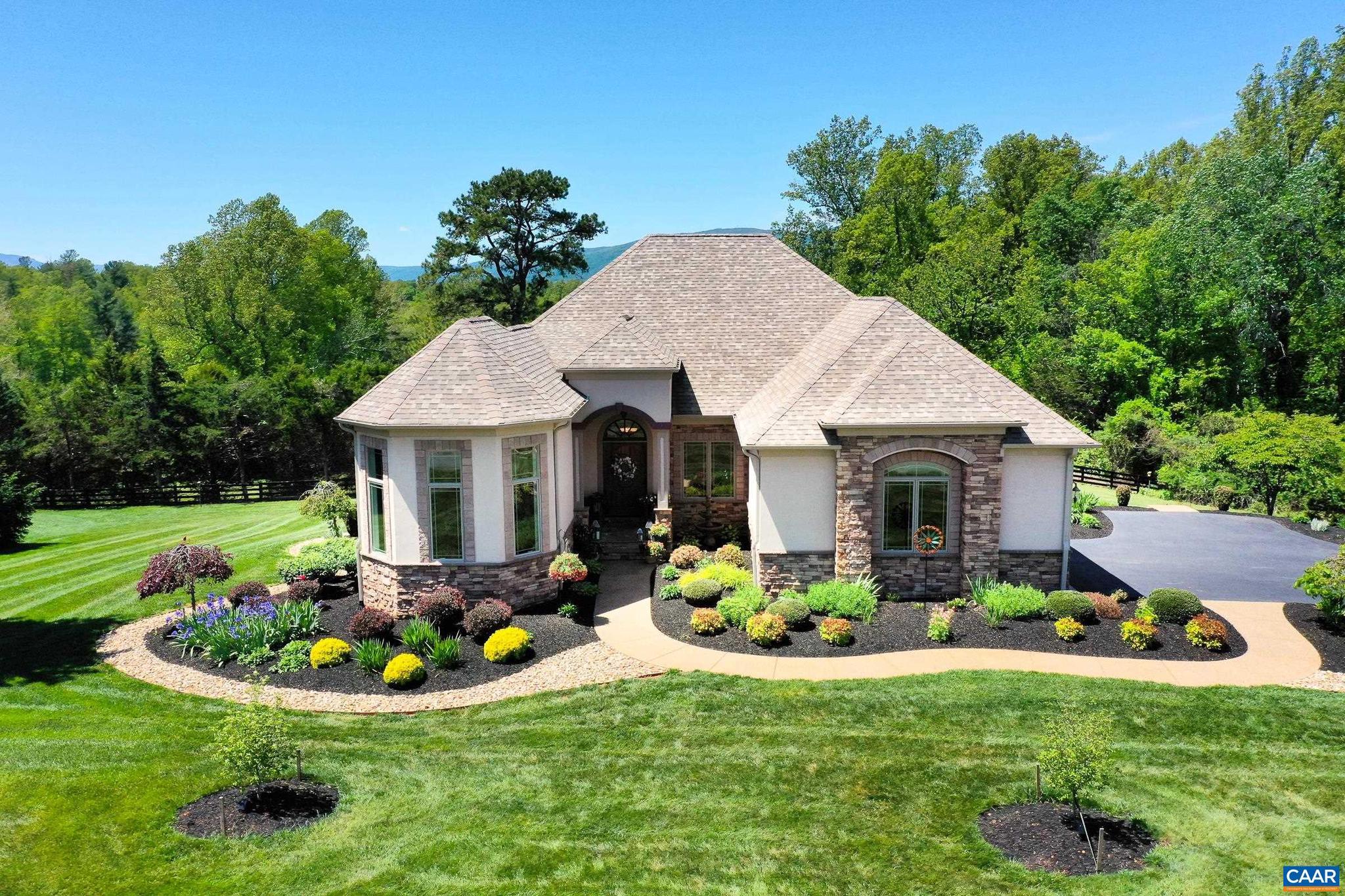 FOXCHASE - Residential