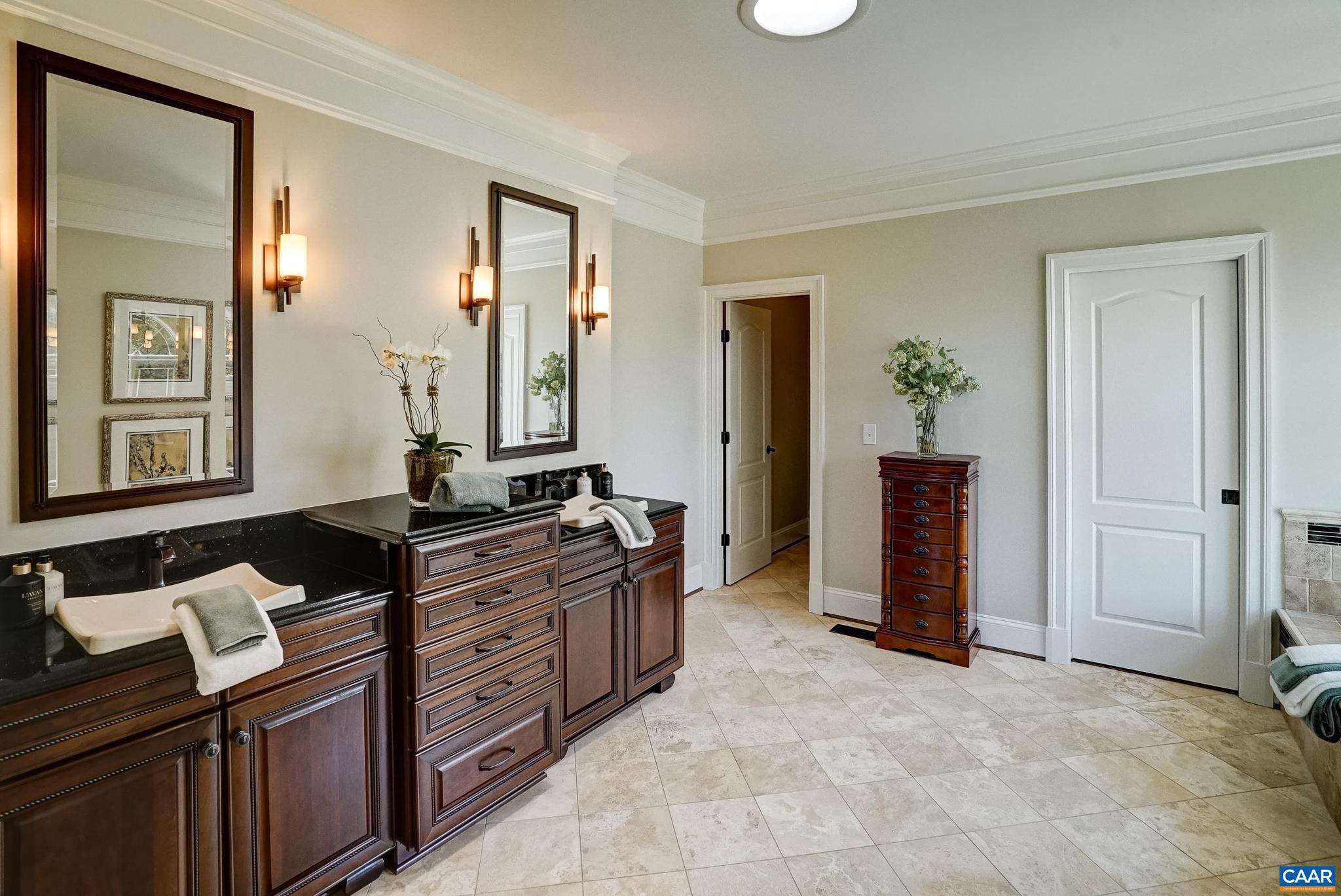 FOXCHASE - Residential