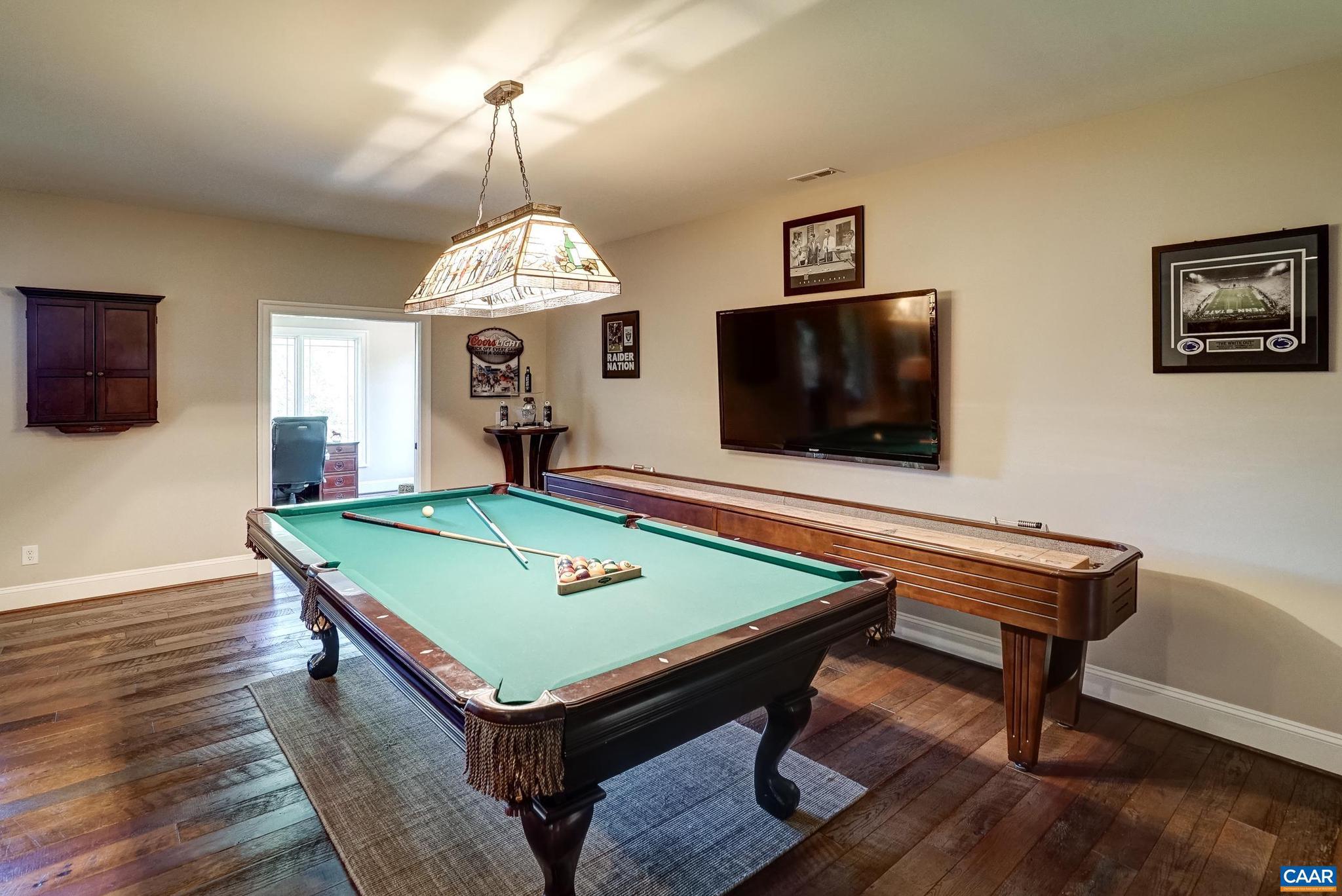 FOXCHASE - Residential