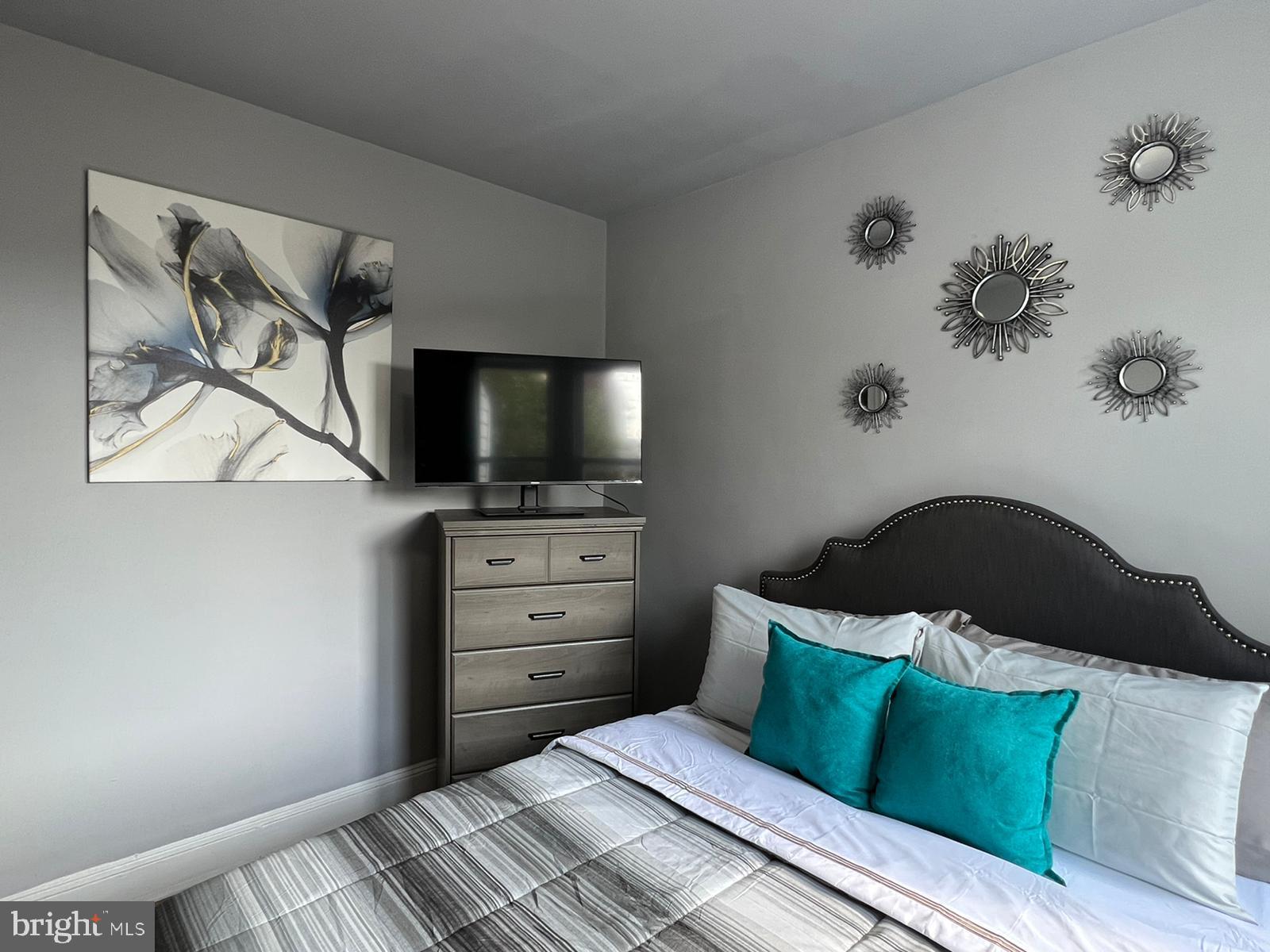 EDMONDSON VIILLAGE - Residential
