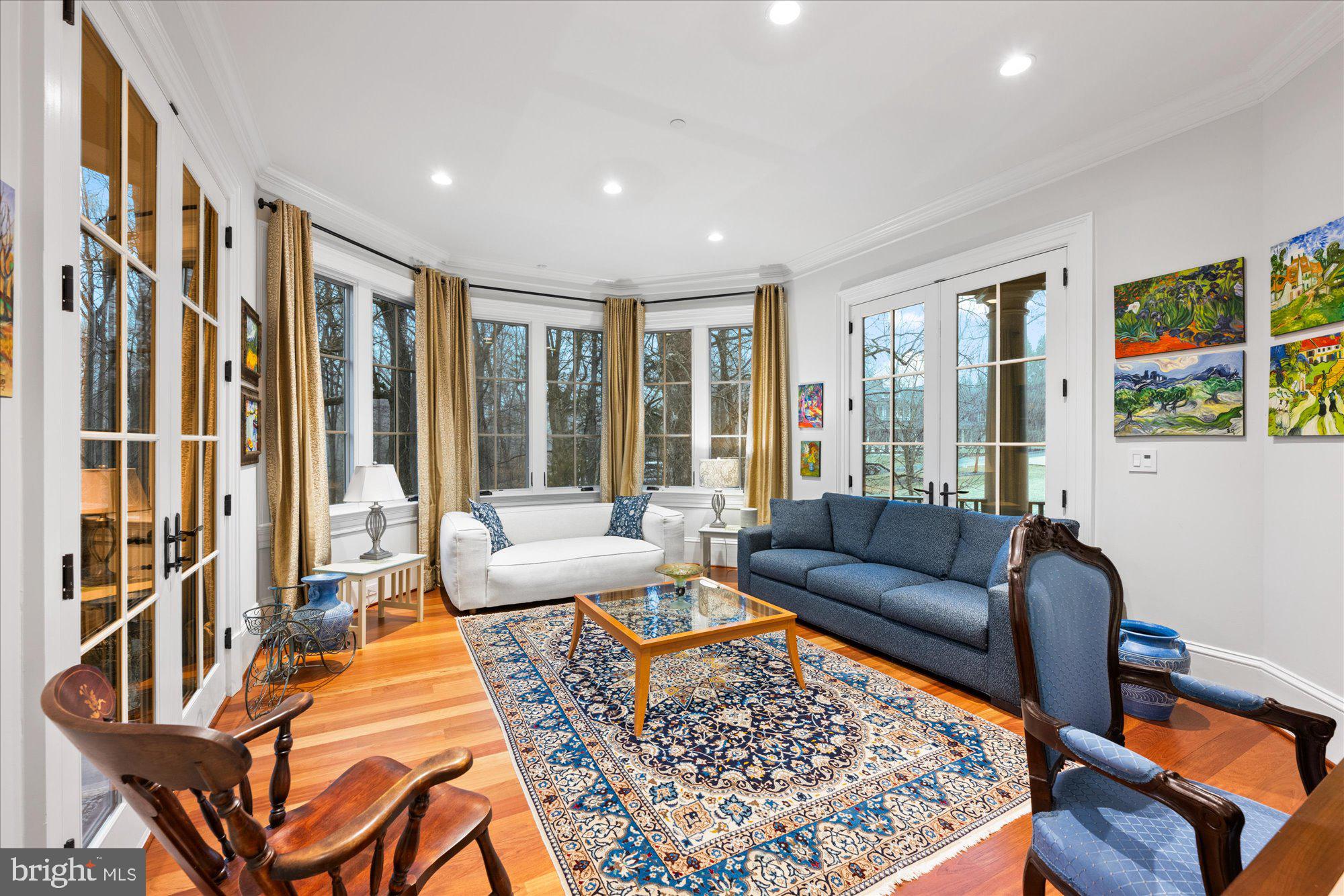 MERRY GO ROUND FARM - Residential
