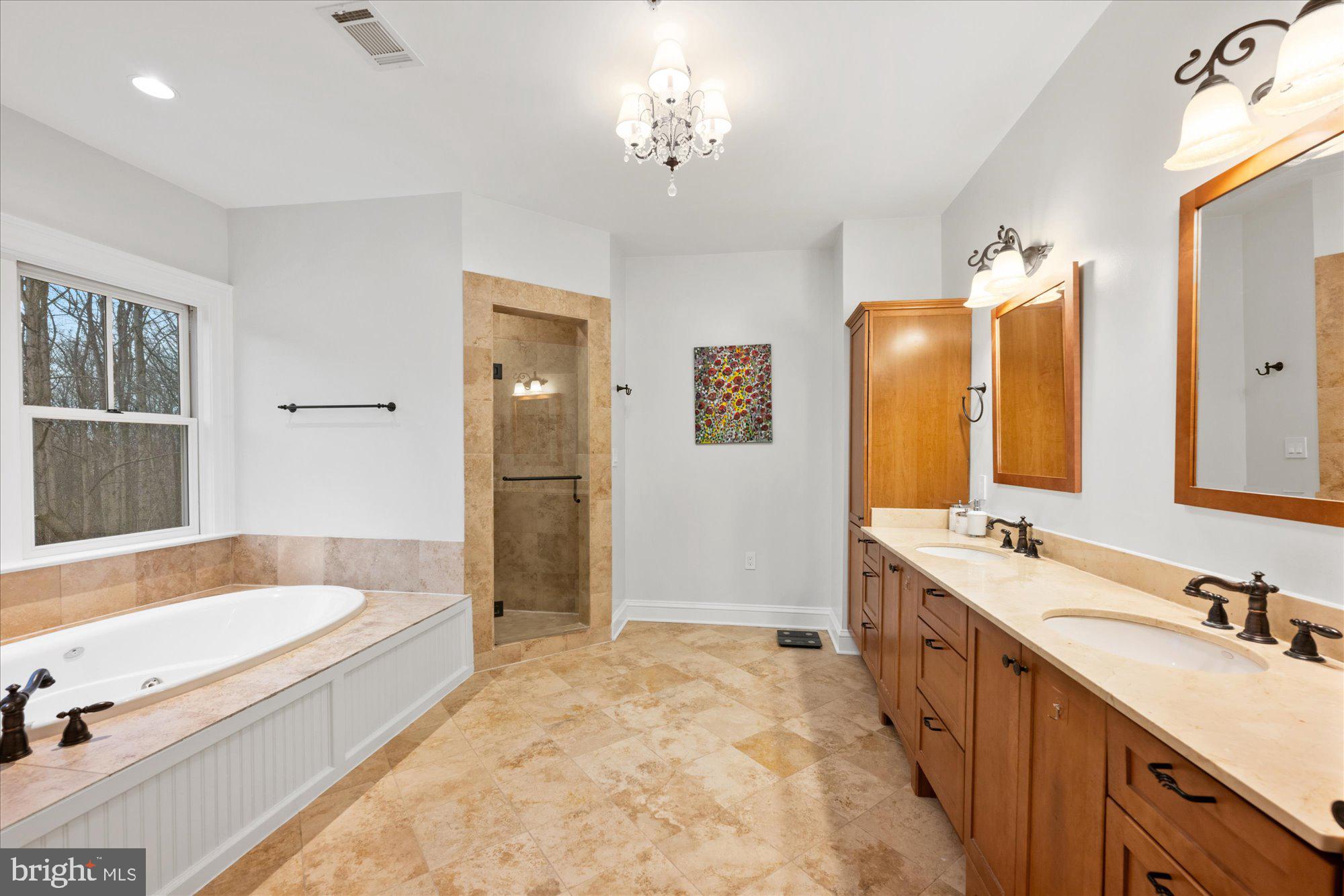 MERRY GO ROUND FARM - Residential