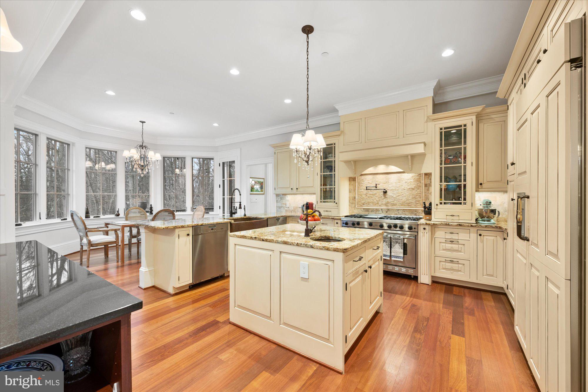 MERRY GO ROUND FARM - Residential