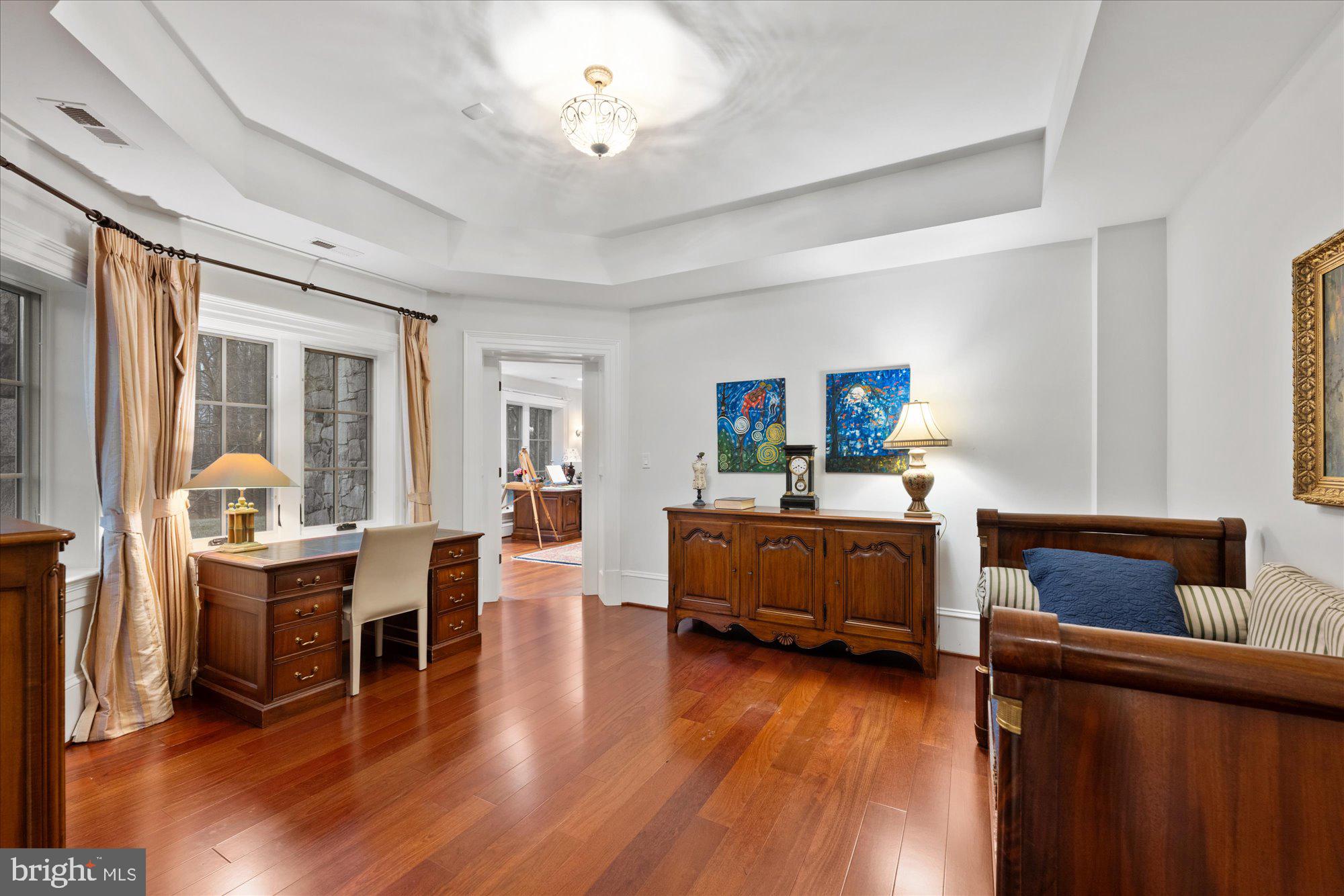 MERRY GO ROUND FARM - Residential