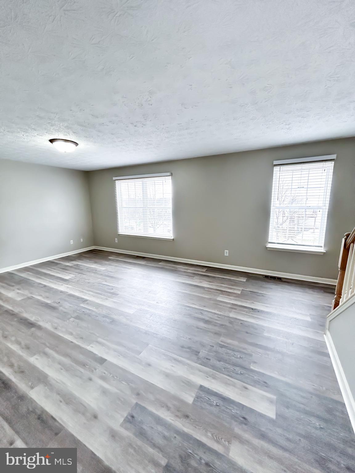 WINDSTONE - Residential Lease