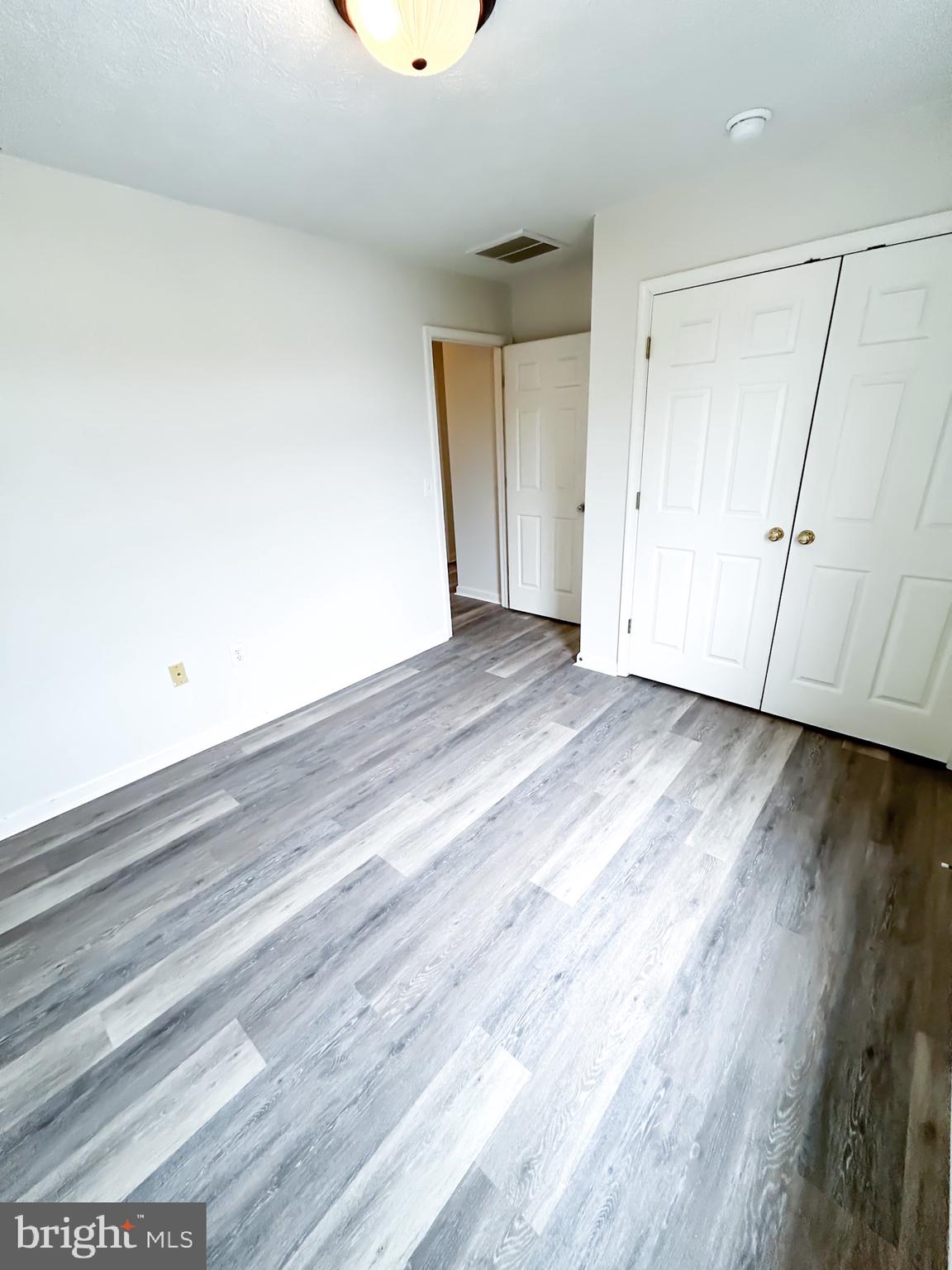 WINDSTONE - Residential Lease