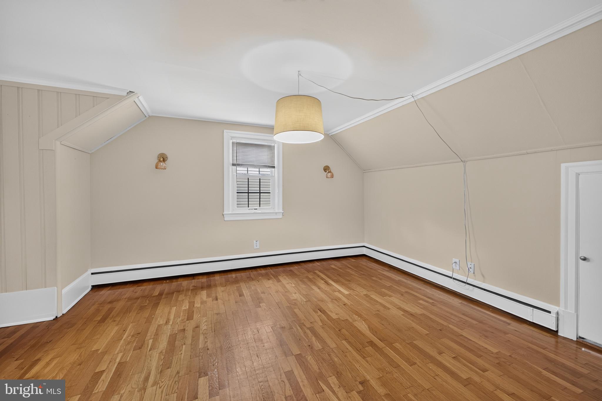 CENTREVILLE HEIGHTS - Residential