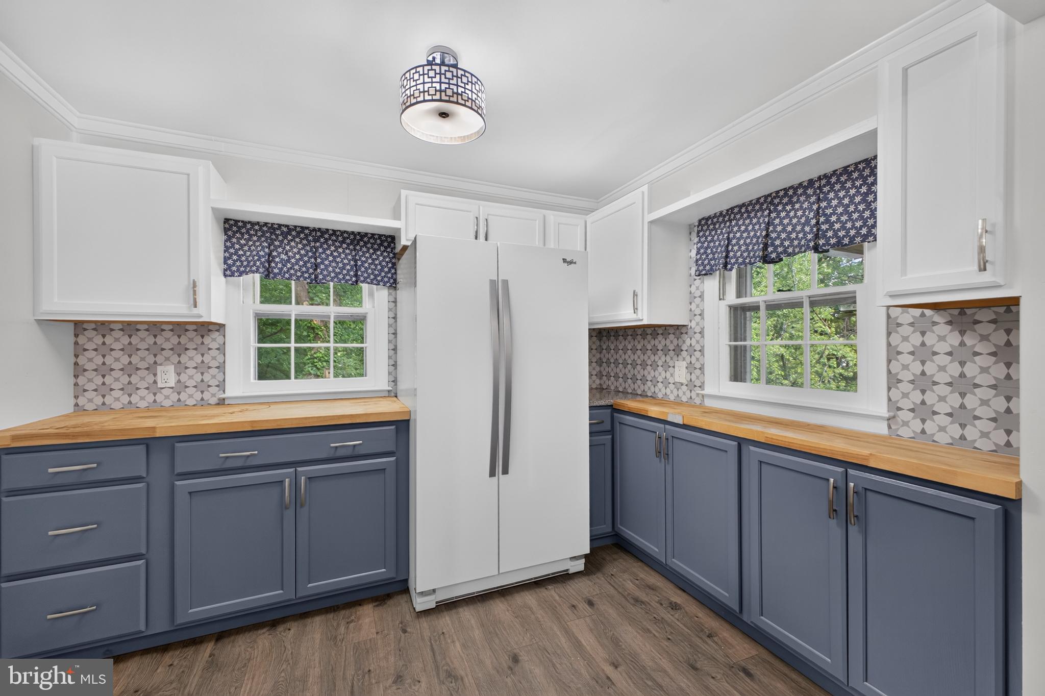 CENTREVILLE HEIGHTS - Residential