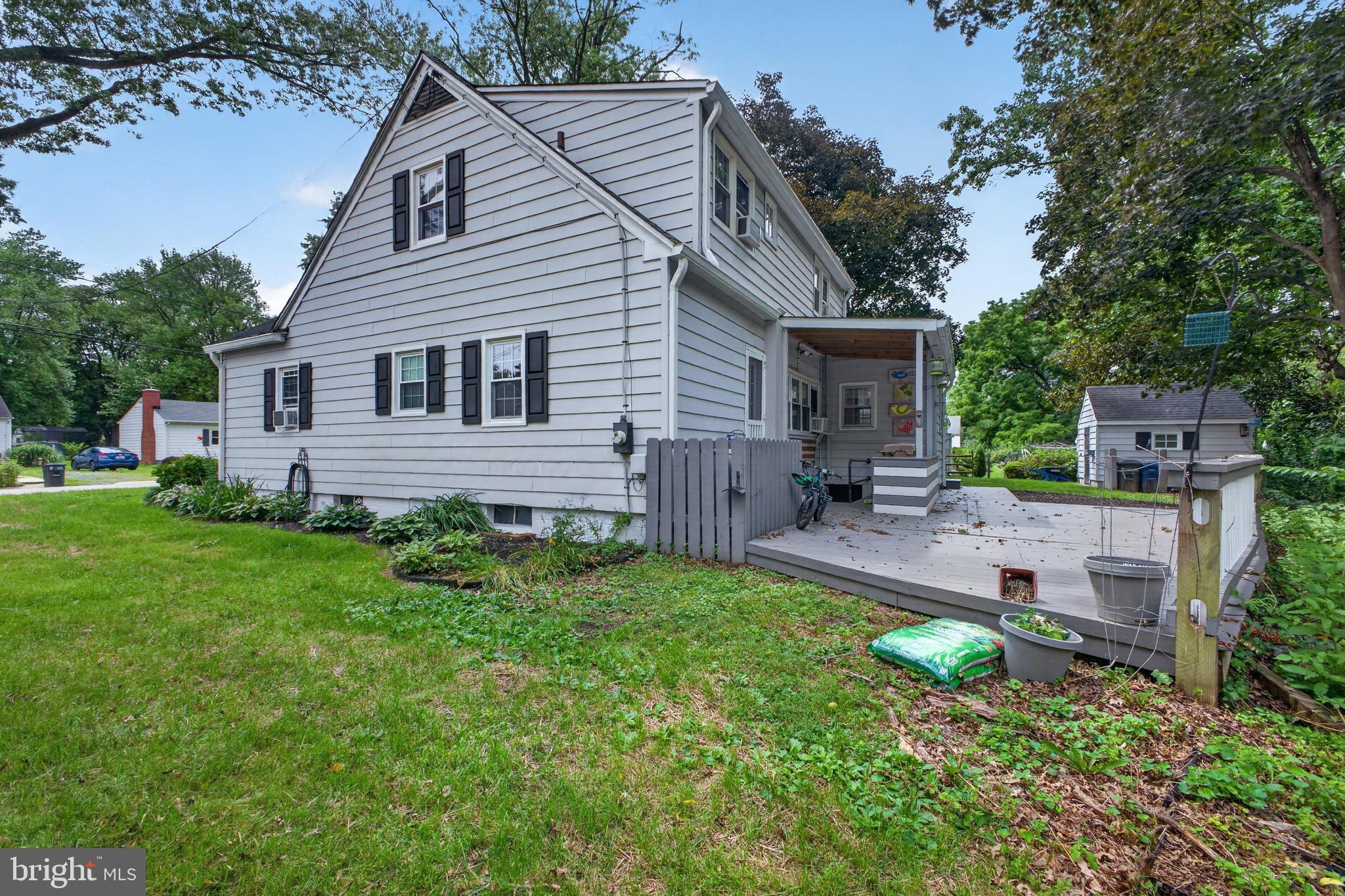 CENTREVILLE HEIGHTS - Residential