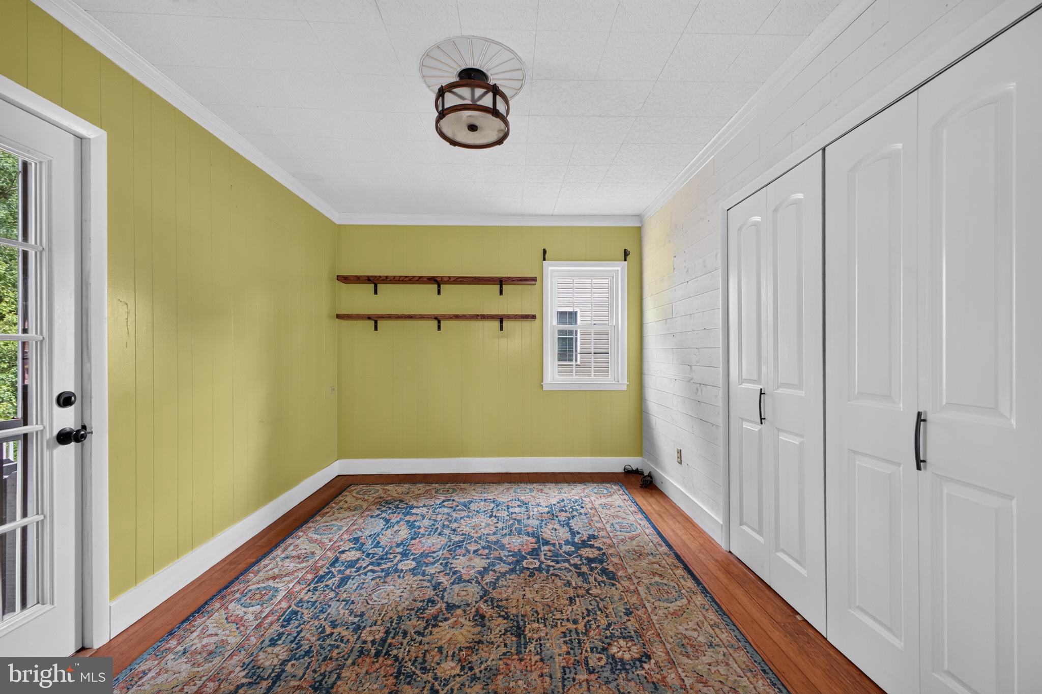 CENTREVILLE HEIGHTS - Residential