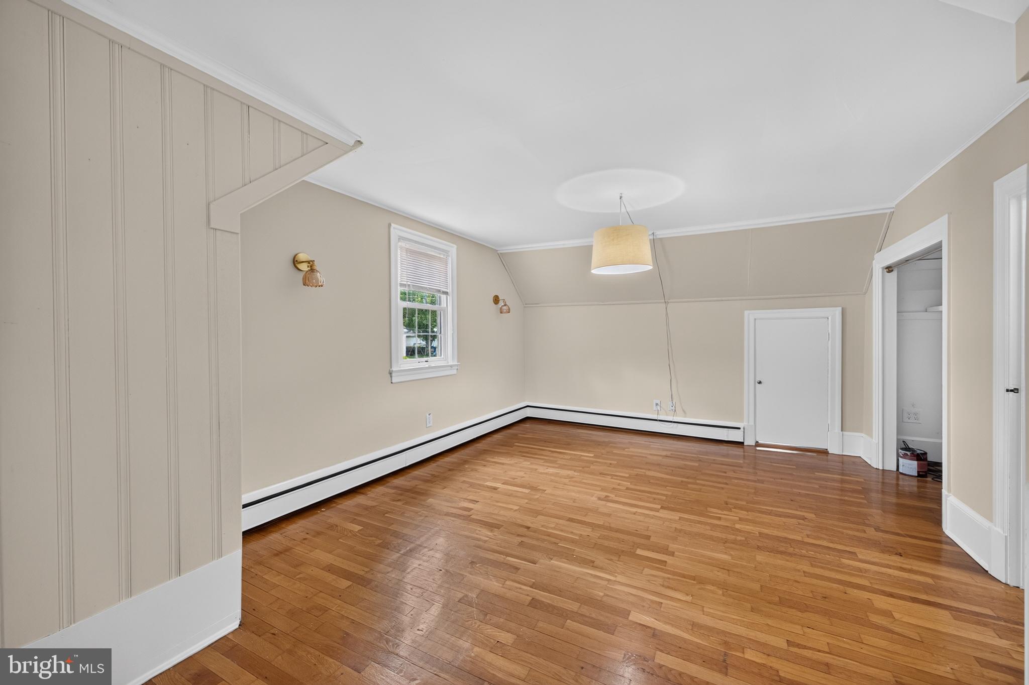 CENTREVILLE HEIGHTS - Residential