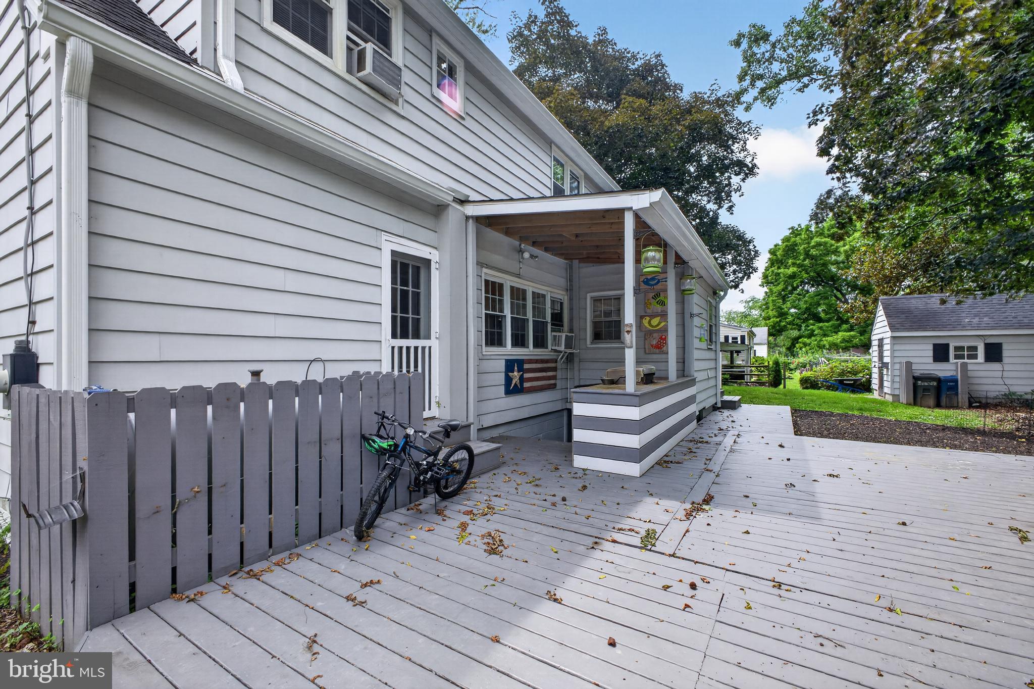 CENTREVILLE HEIGHTS - Residential