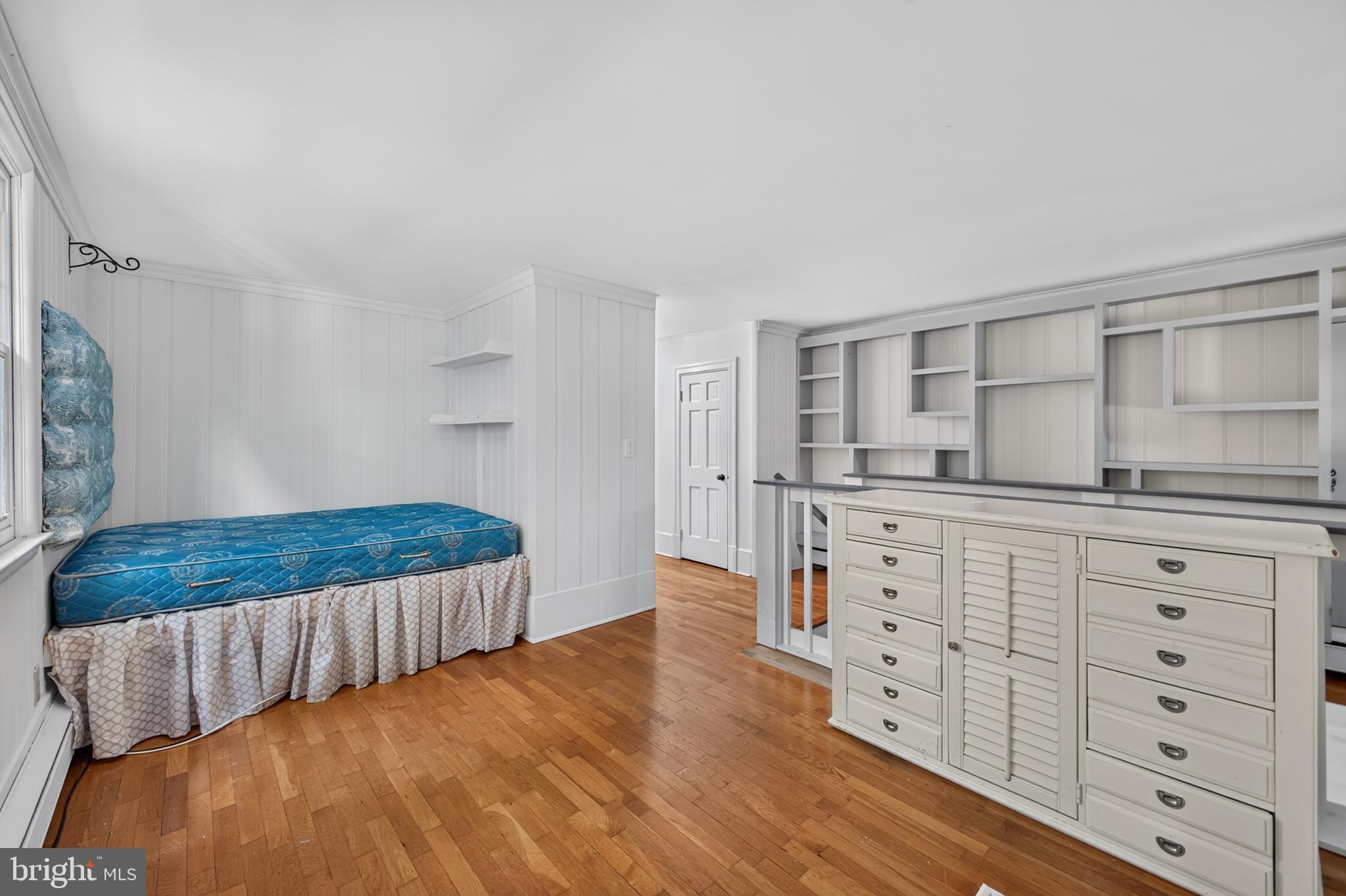 CENTREVILLE HEIGHTS - Residential