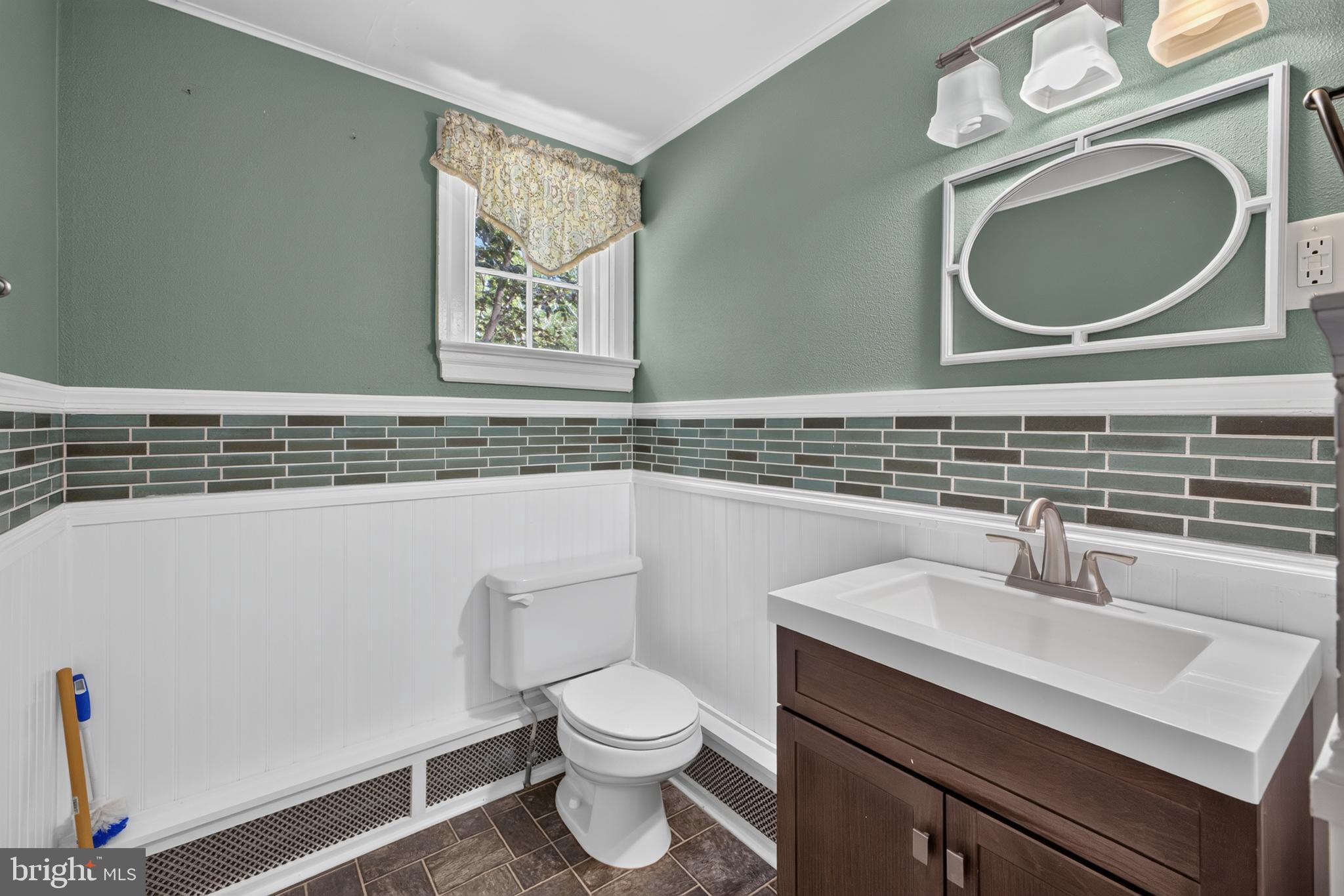 CENTREVILLE HEIGHTS - Residential