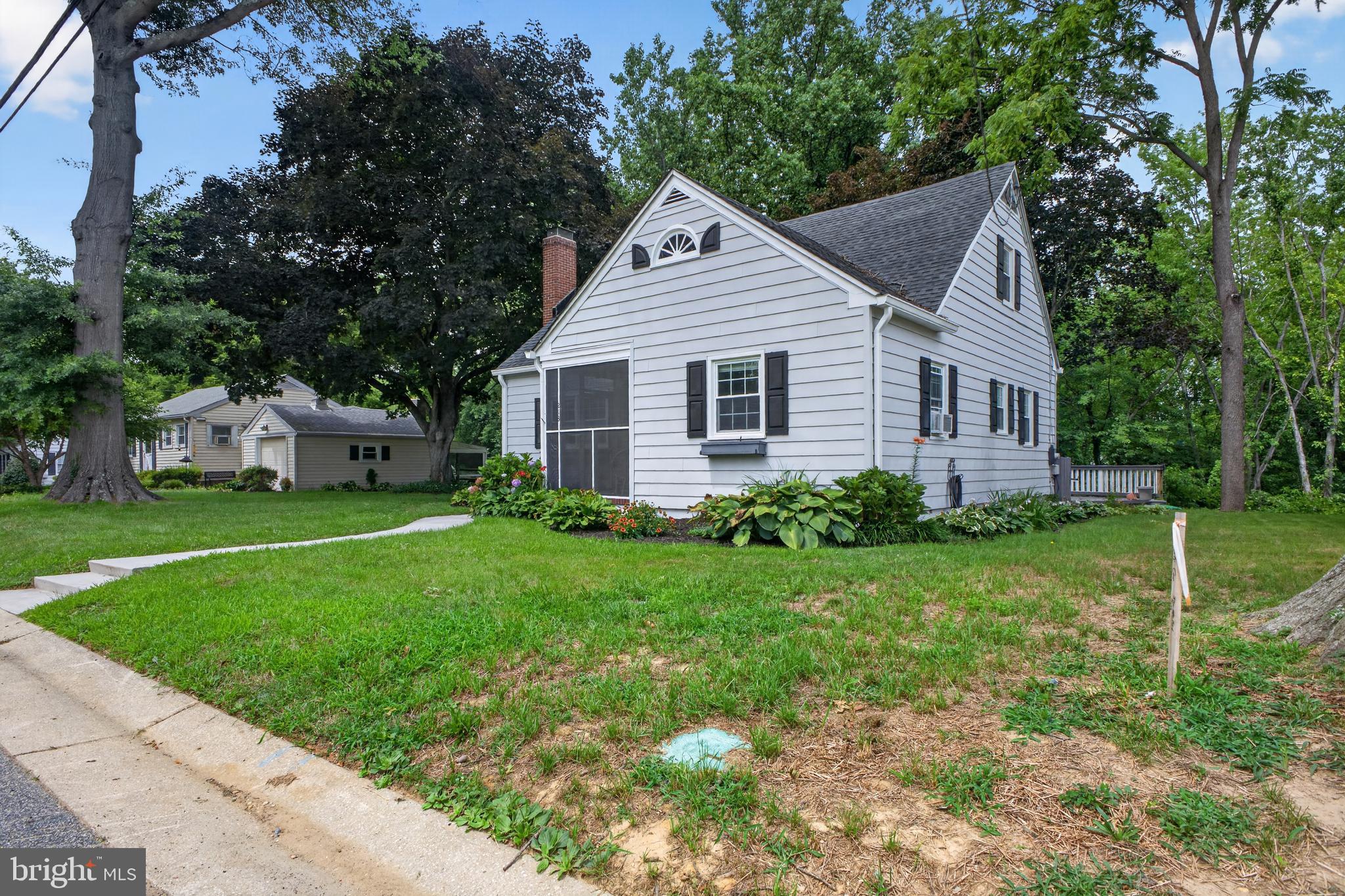 CENTREVILLE HEIGHTS - Residential
