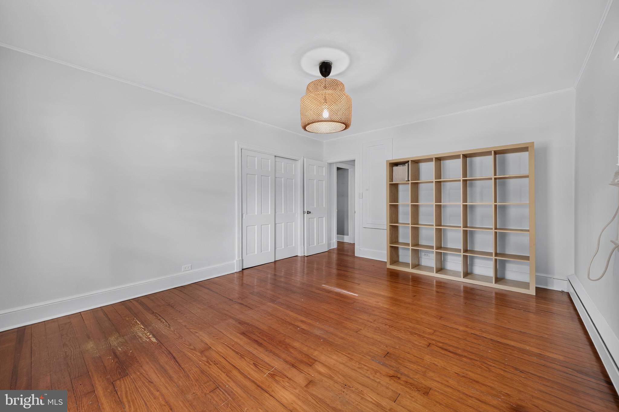 CENTREVILLE HEIGHTS - Residential