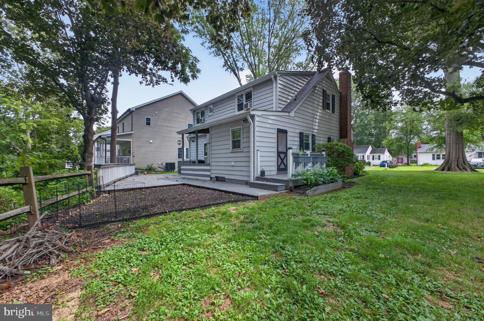 CENTREVILLE HEIGHTS - Residential