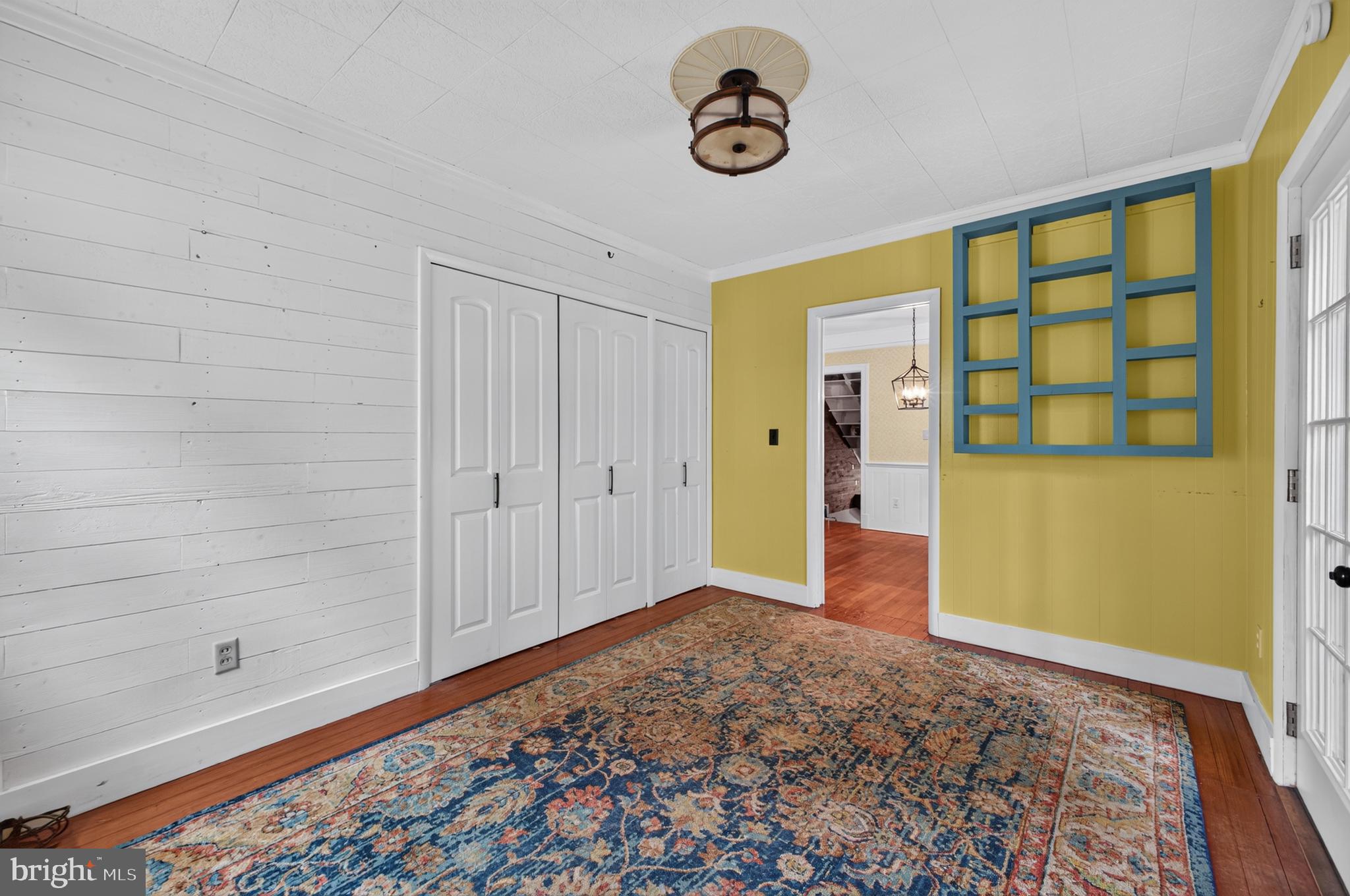 CENTREVILLE HEIGHTS - Residential