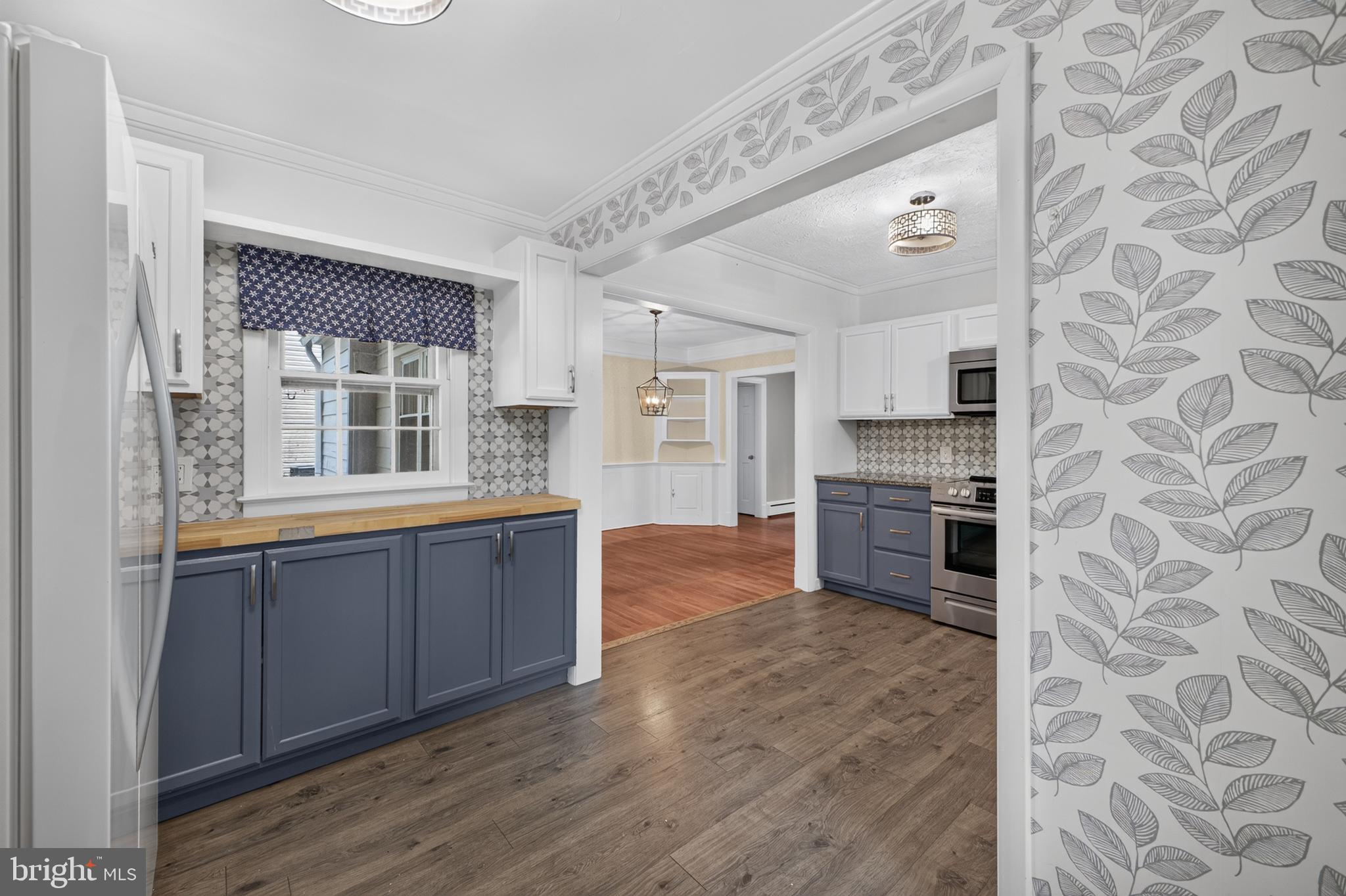 CENTREVILLE HEIGHTS - Residential